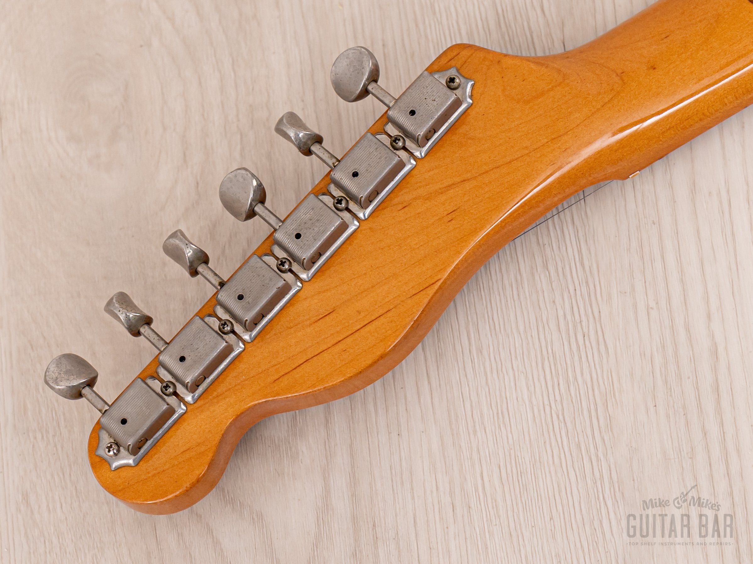 1995 Fender American Vintage '52 Telecaster Butterscotch w/ Case