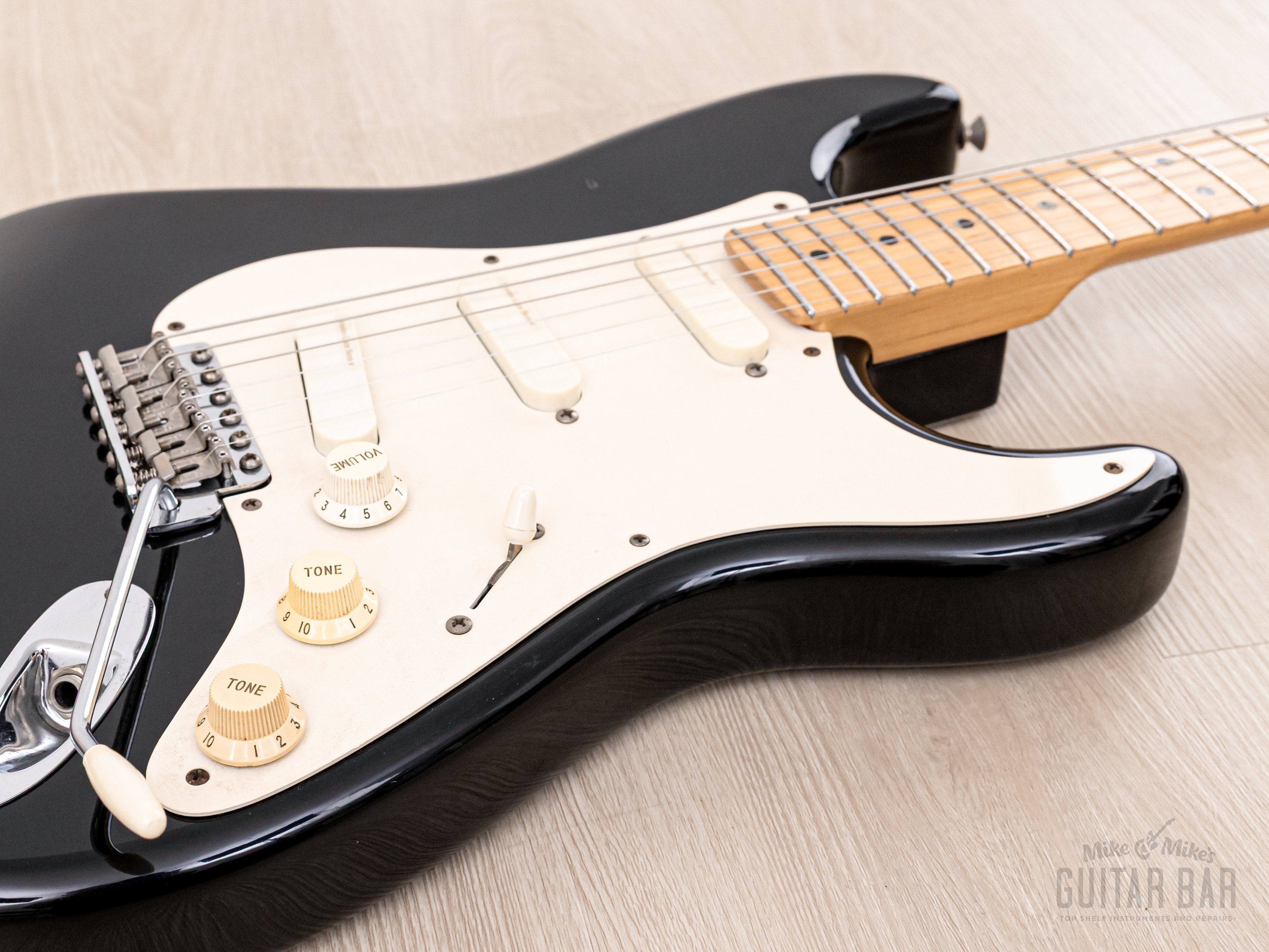 1994 Fender Eric Clapton Artist Series Signature Stratocaster Blackie 100% Original w/ Lace Sensors, TBX & Tweed Case