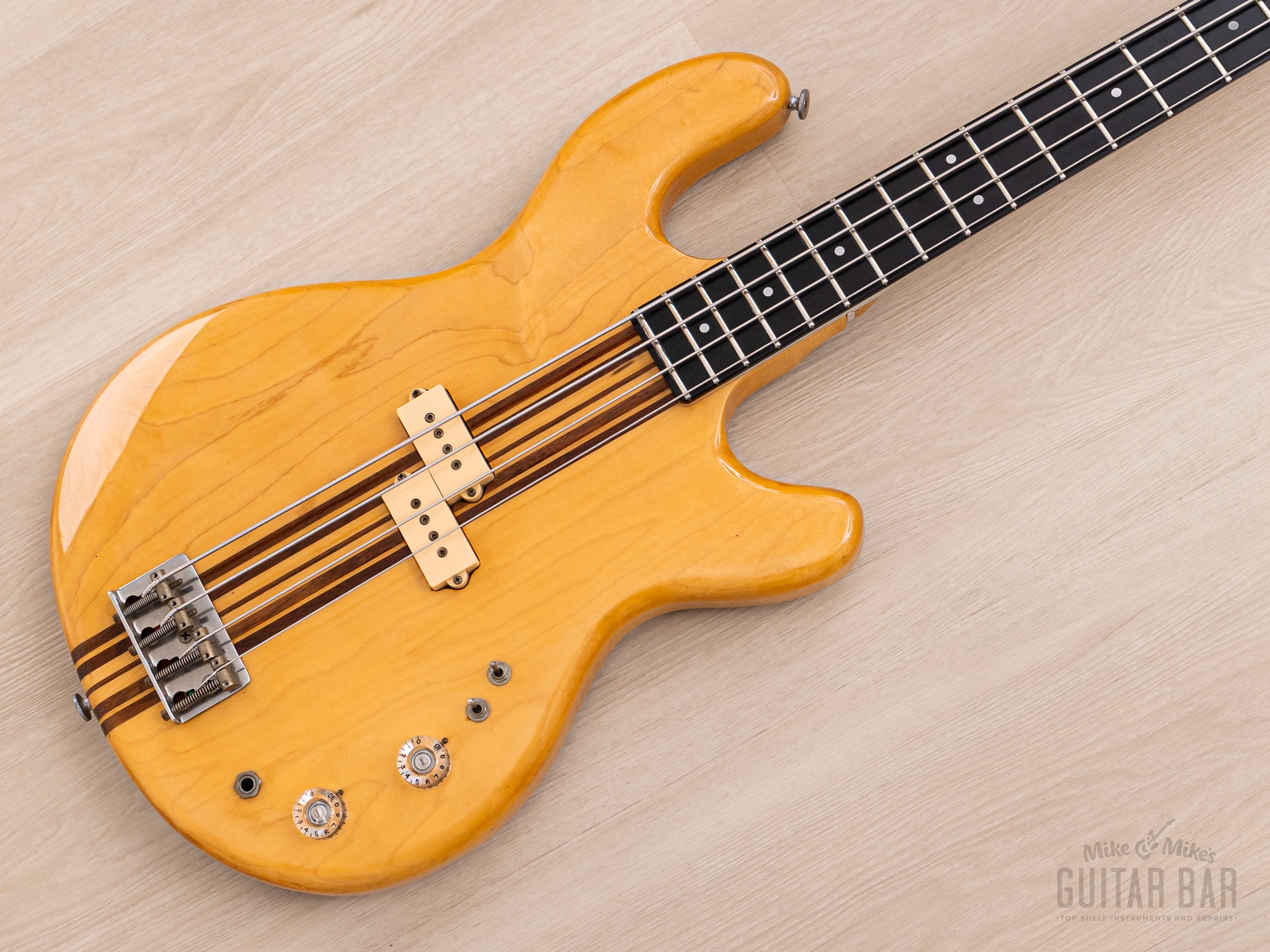 1979 Kramer DMZ 4000 Vintage Aluminum Neck Bass Natural w/ Case