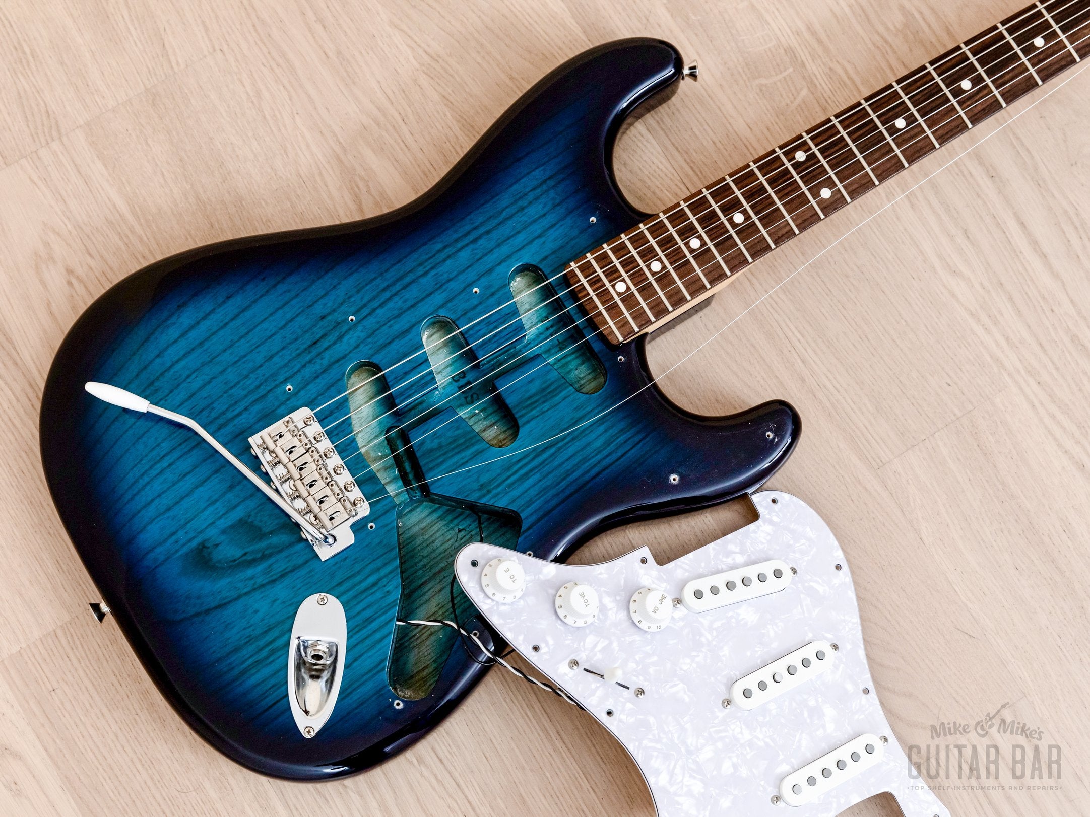 2014 Tokai Goldstar Sound AST-118 S-Style Electric Guitar Ash Body Blue Burst, Japan
