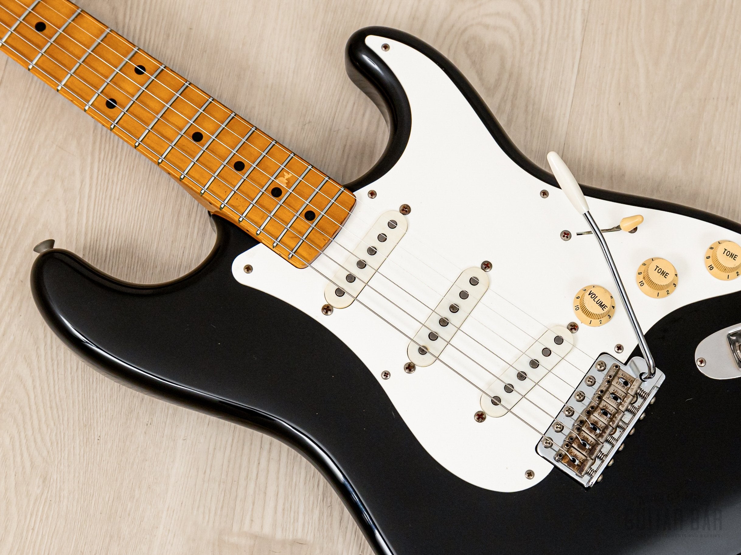 1989 Fender Stratocaster ‘54 Vintage Reissue ST54-55 Black w/ Case, Japan MIJ Fujigen