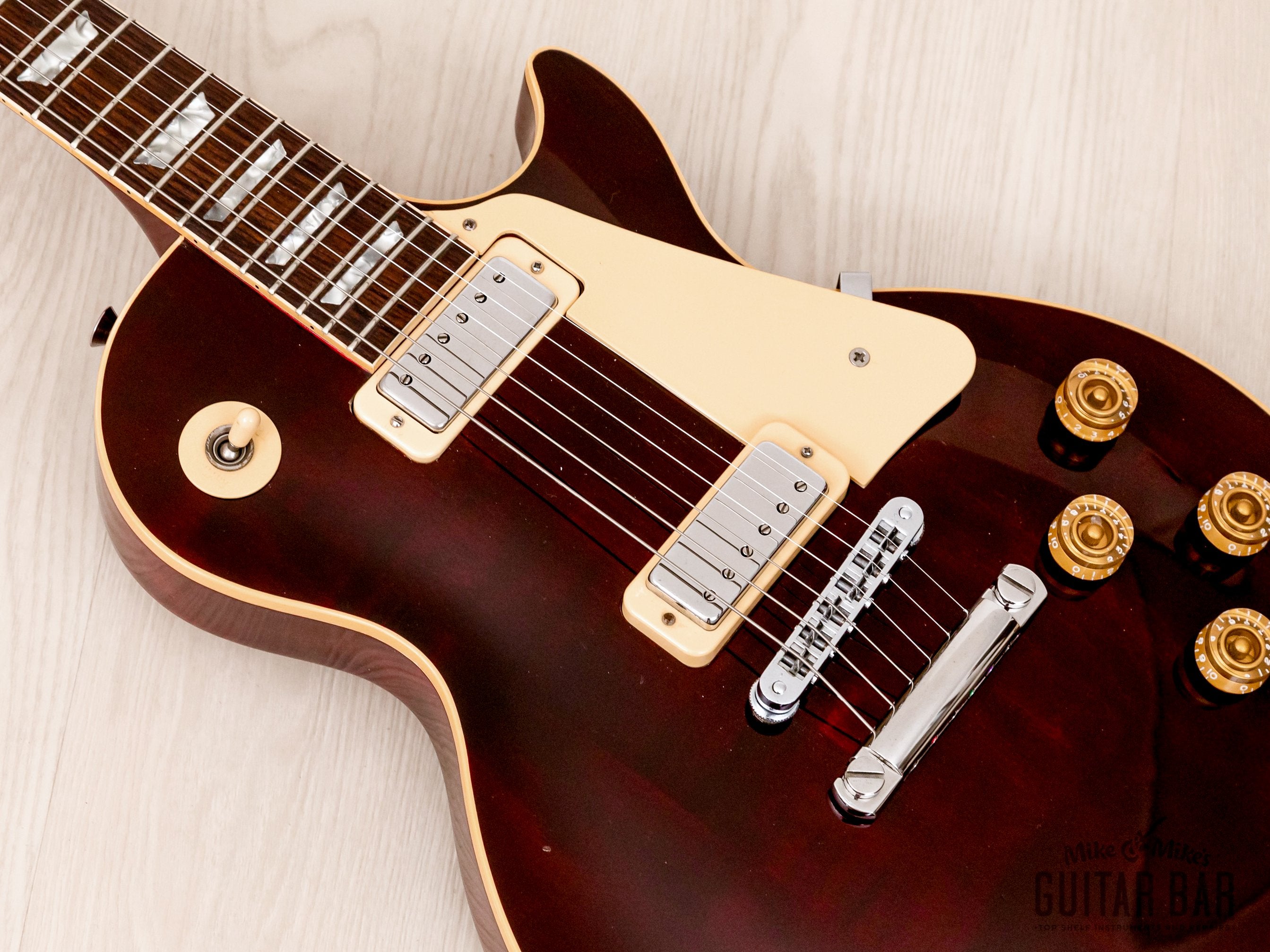 1983 Gibson Les Paul Deluxe Vintage Guitar Wine Red w/ Case