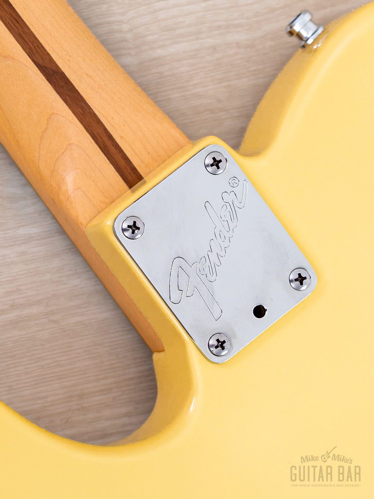 1988 Fender American Standard Telecaster Vintage White, neck plate close-up