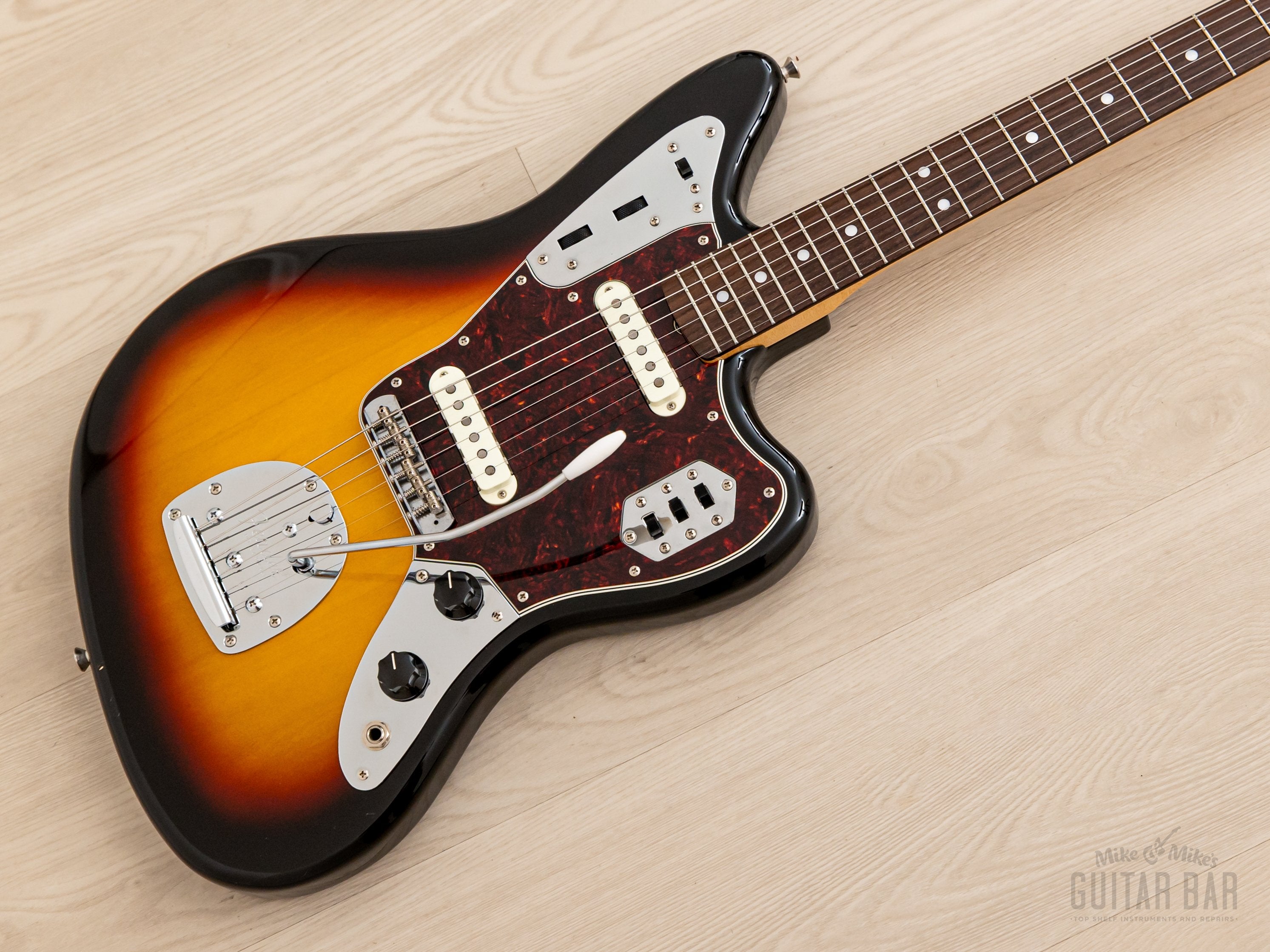 2022 Fender Traditional II ‘60s Jaguar Offset Guitar Sunburst, Japan MIJ