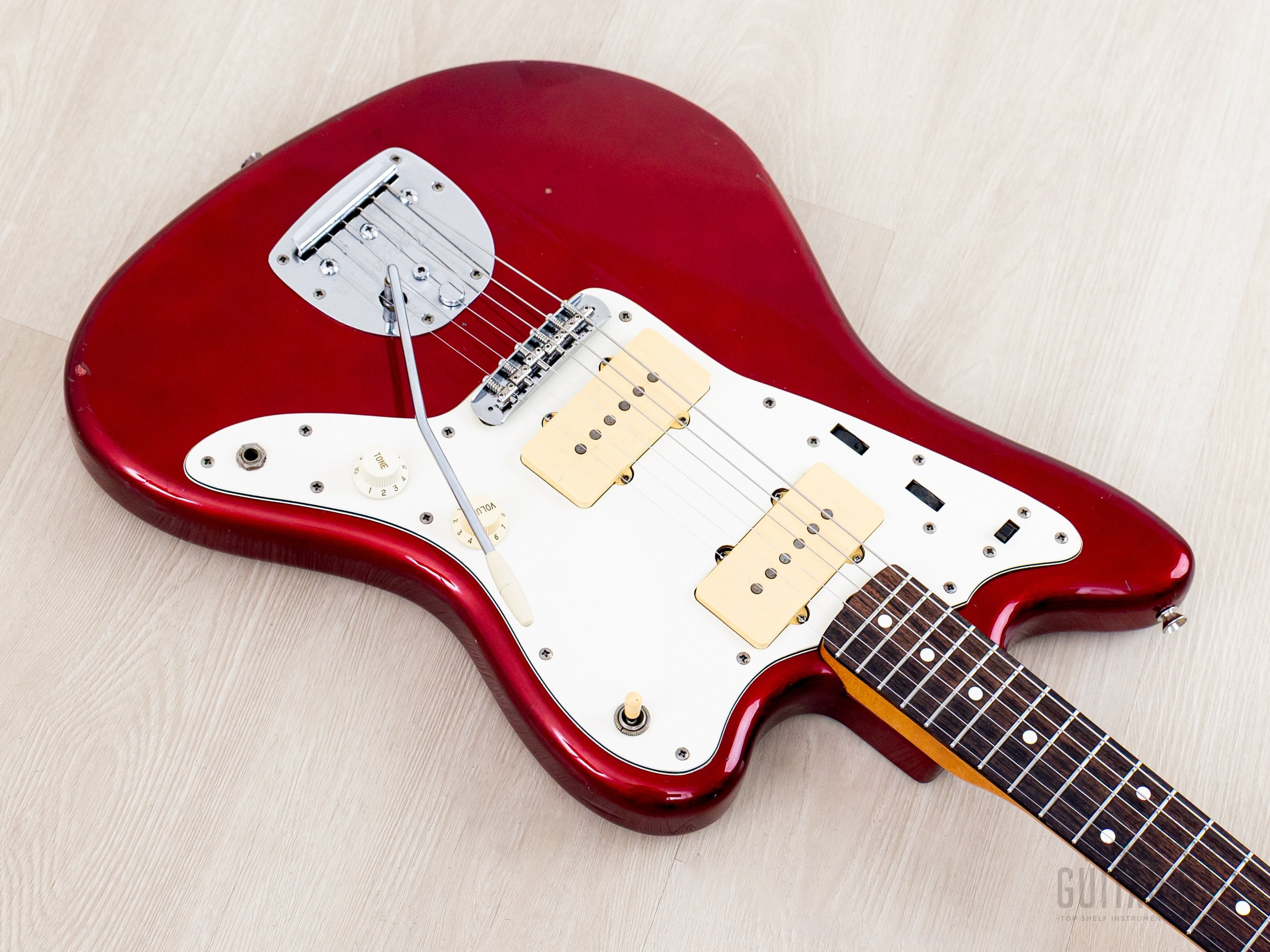 1983 Fender JV Jazzmaster '62 Vintage Reissue JM66-70 Candy Apple Red,