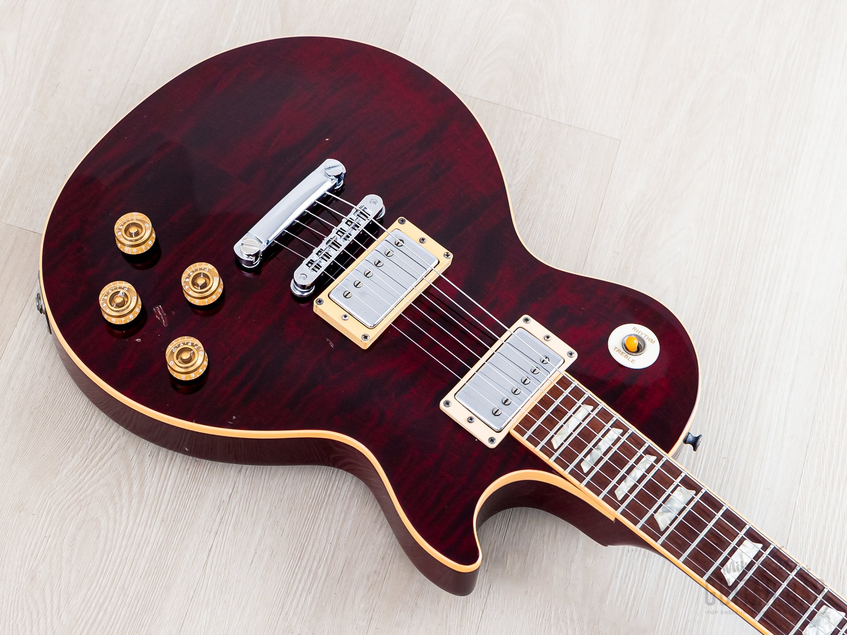 1996 Gibson Les Paul Standard Flame Top Wine Red One-Piece Body, 100%
