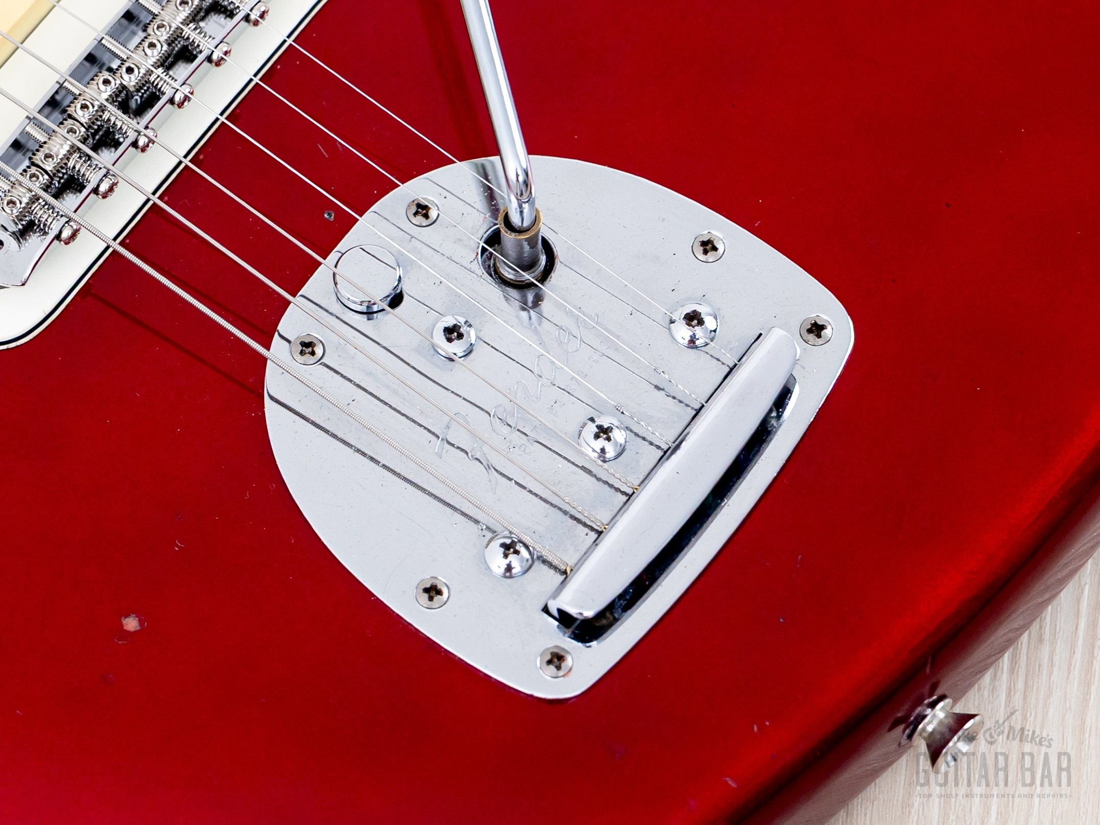 1983 Fender JV Jazzmaster '62 Vintage Reissue JM66-70 Candy Apple Red,