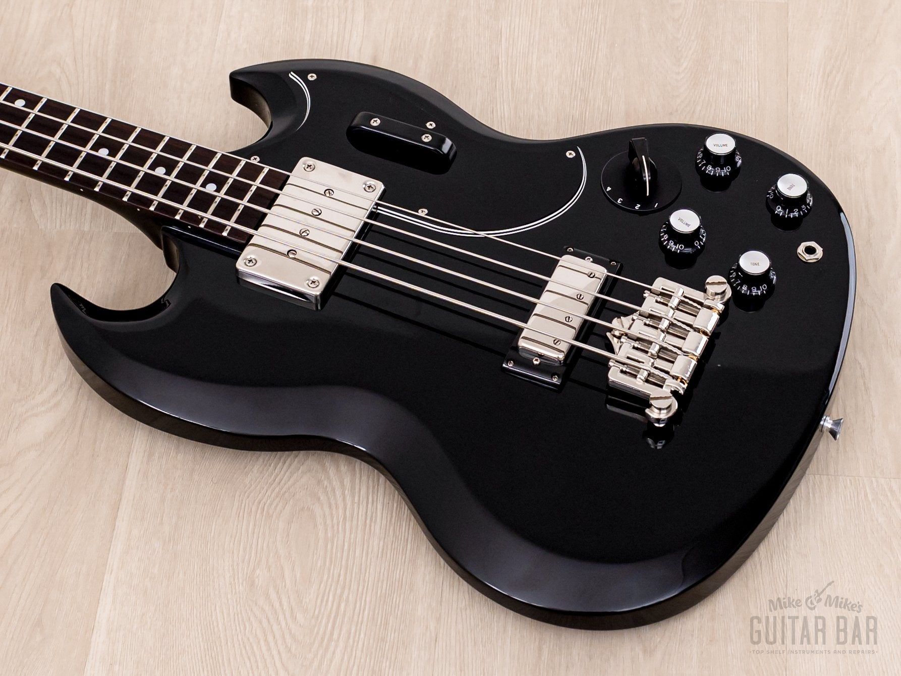 2002 Epiphone Elite EB-3 Short Scale Bass Ebony w/ Open Book Headstock, GIbson USA Pickups, Case & Hangtag, Japan