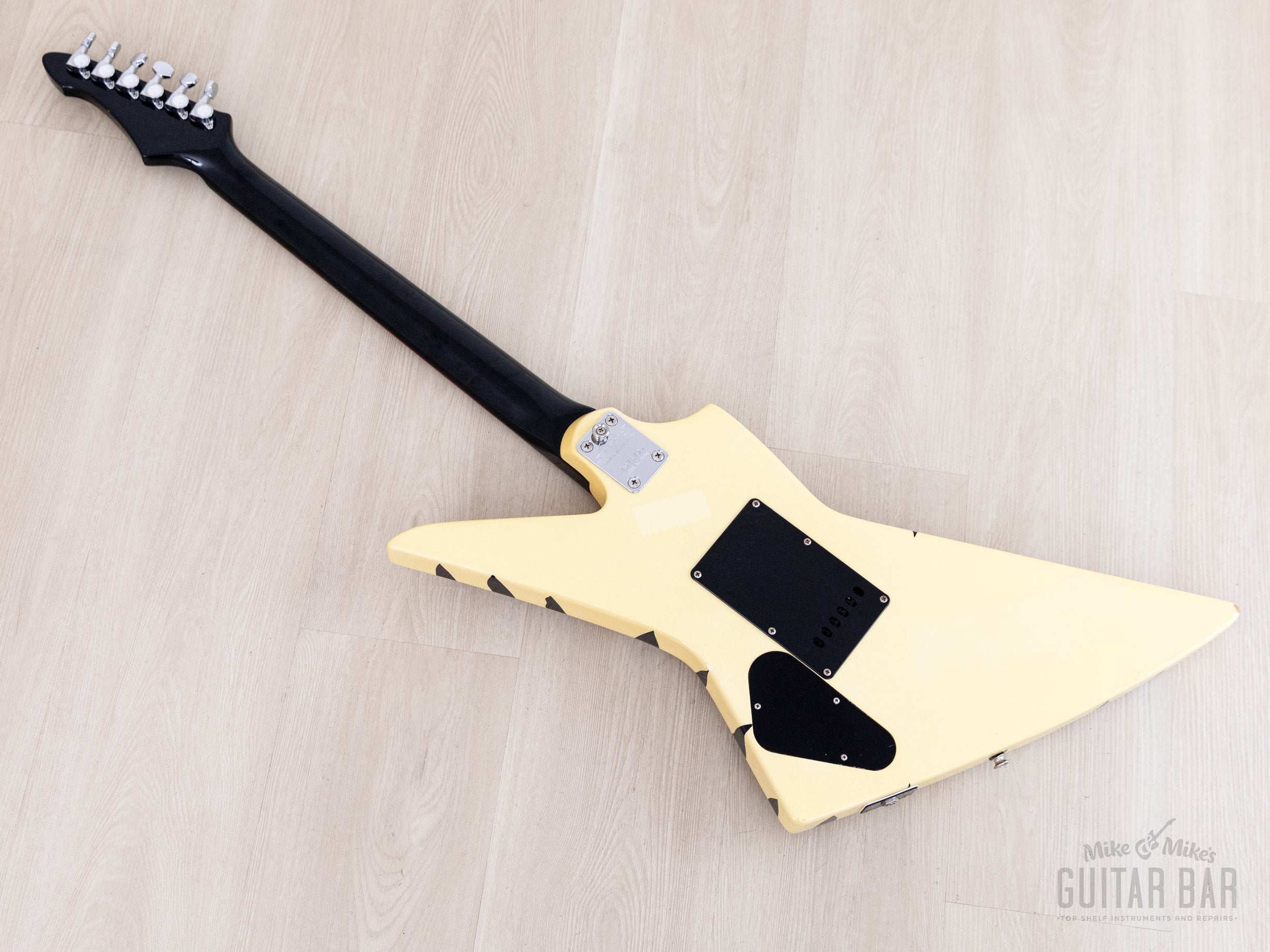 1984 Aria Pro II ZZ Deluxe Explorer White With Black Zebra, Japan Mats