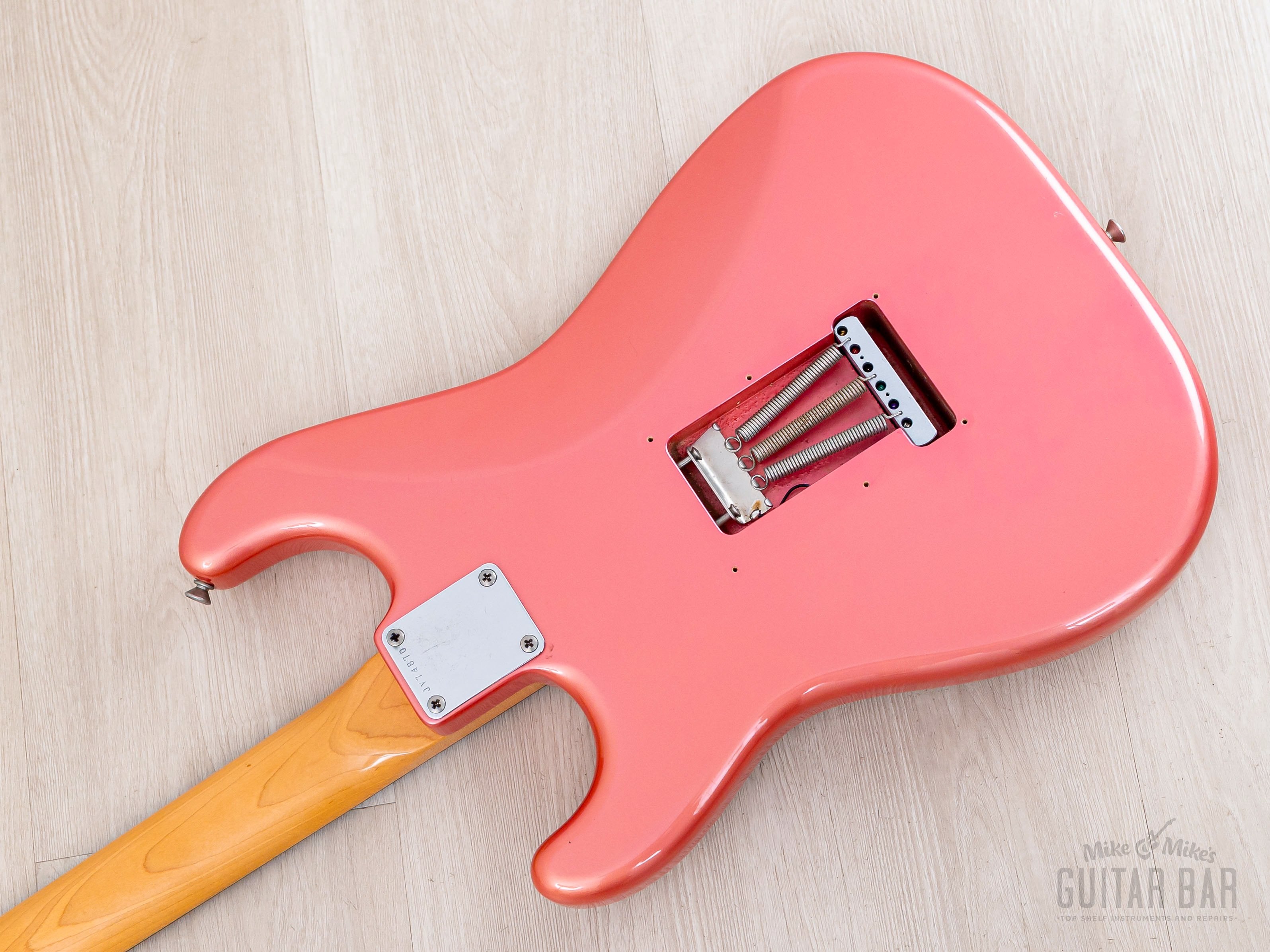1983 Fender JV Stratocaster '62 Vintage Reissue ST62-65 Metallic Pink
