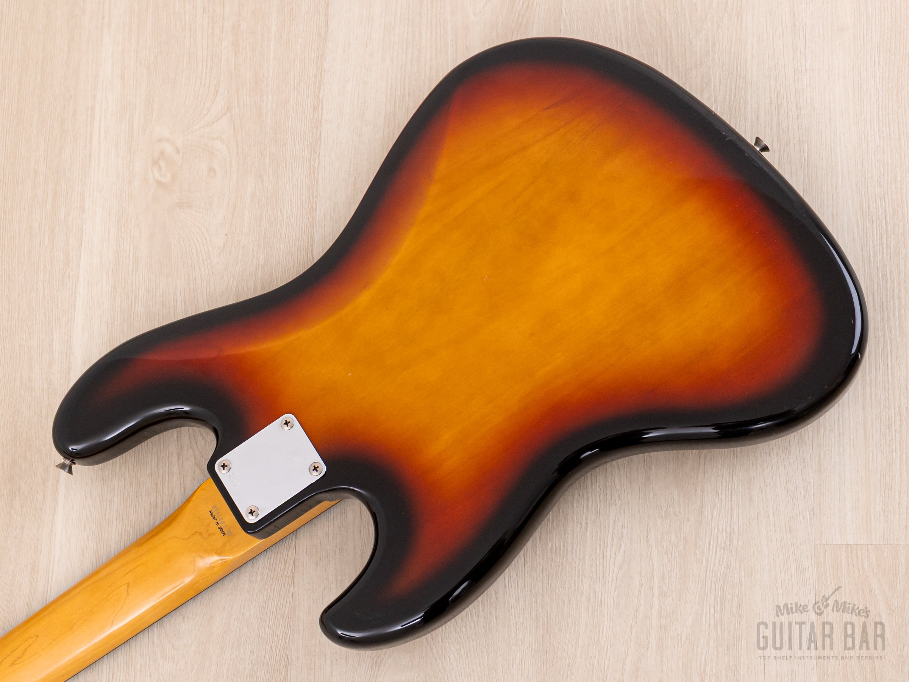1990 Fender Jazz Bass Fretless ‘62 Vintage Reissue JB62-60FL Sunburst, Near-Mint, Japan MIJ Fujigen