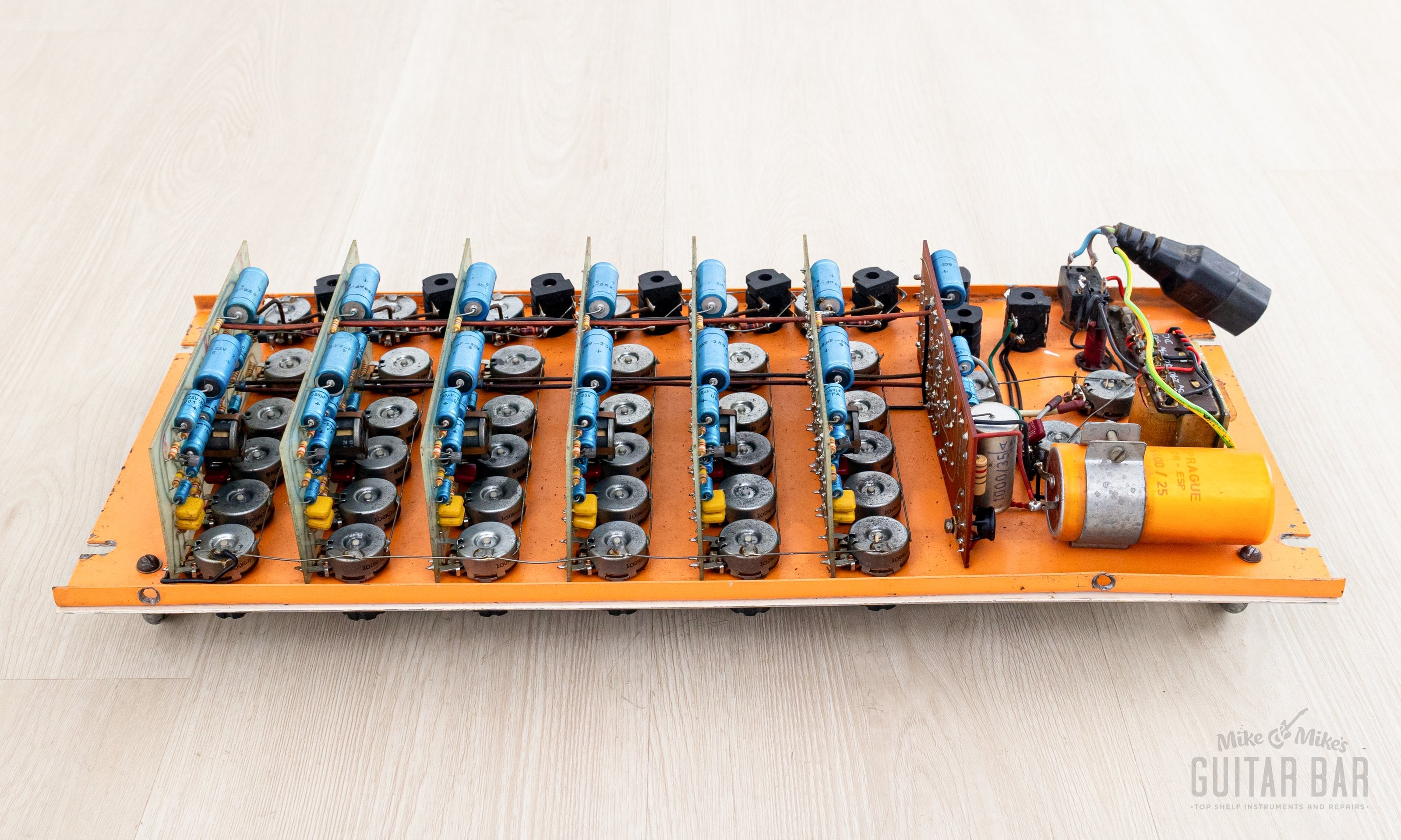 orangelページ 1970s Orange Voice of the World Vintage 6-channel PA Mixer Preamp Head