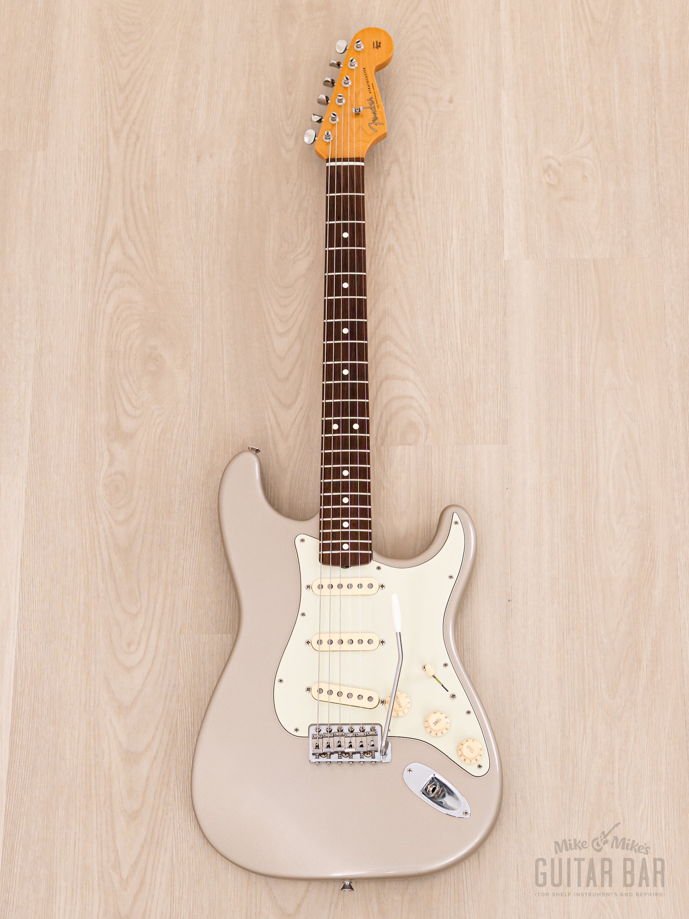 1997 Fender American Vintage '62 Stratocaster Shoreline Gold, Near-Mint w/ Case, Hangtags