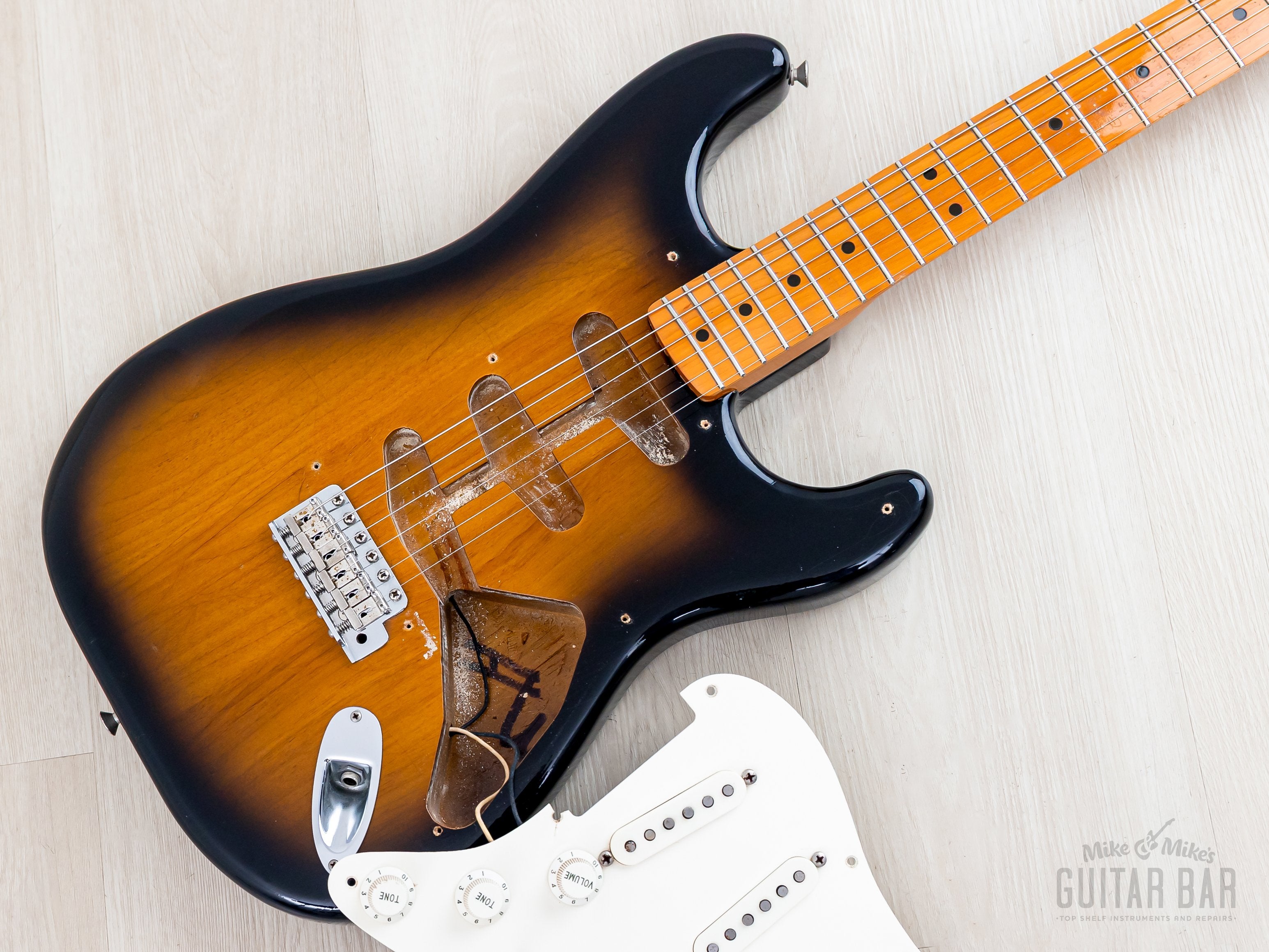 1983 Fender Fullerton American Vintage '57 Stratocaster Sunburst w/ Ca