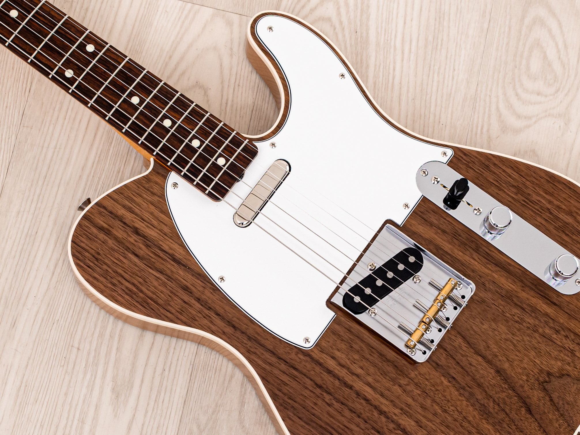 2025 Fender Traditional II 60s Telecaster Custom FSR Walnut, Mint w/ Hangtags, Japan MIJ