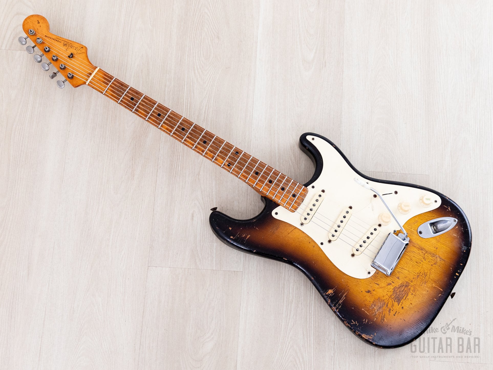1957 Fender Stratocaster Vintage Guitar Sunburst w/ V Neck, Tweed Case