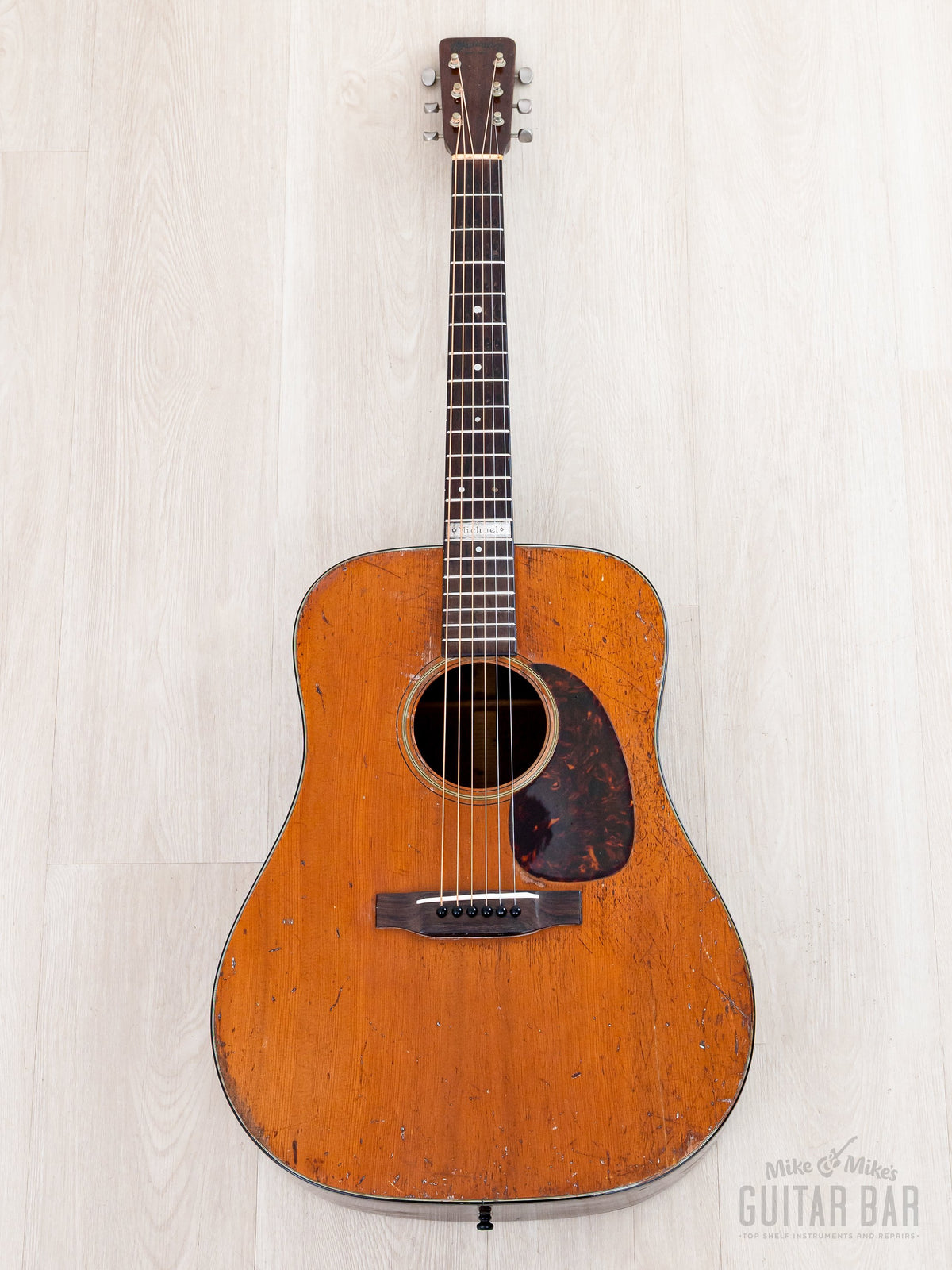1960 Martin D-18 - full front
