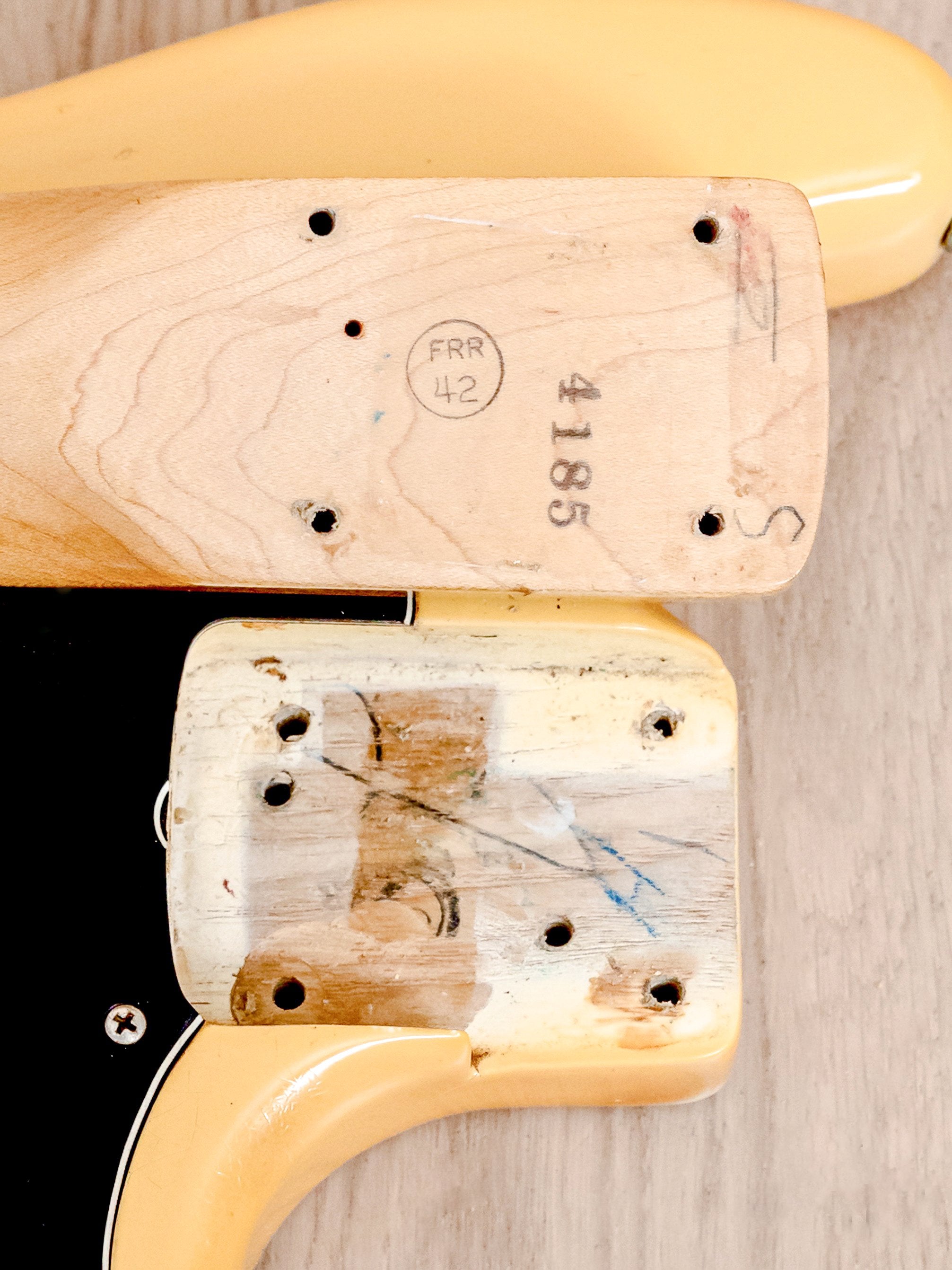 1978 Fender Mustang Vintage Electric Guitar Olympic White 100% Original w/ Case