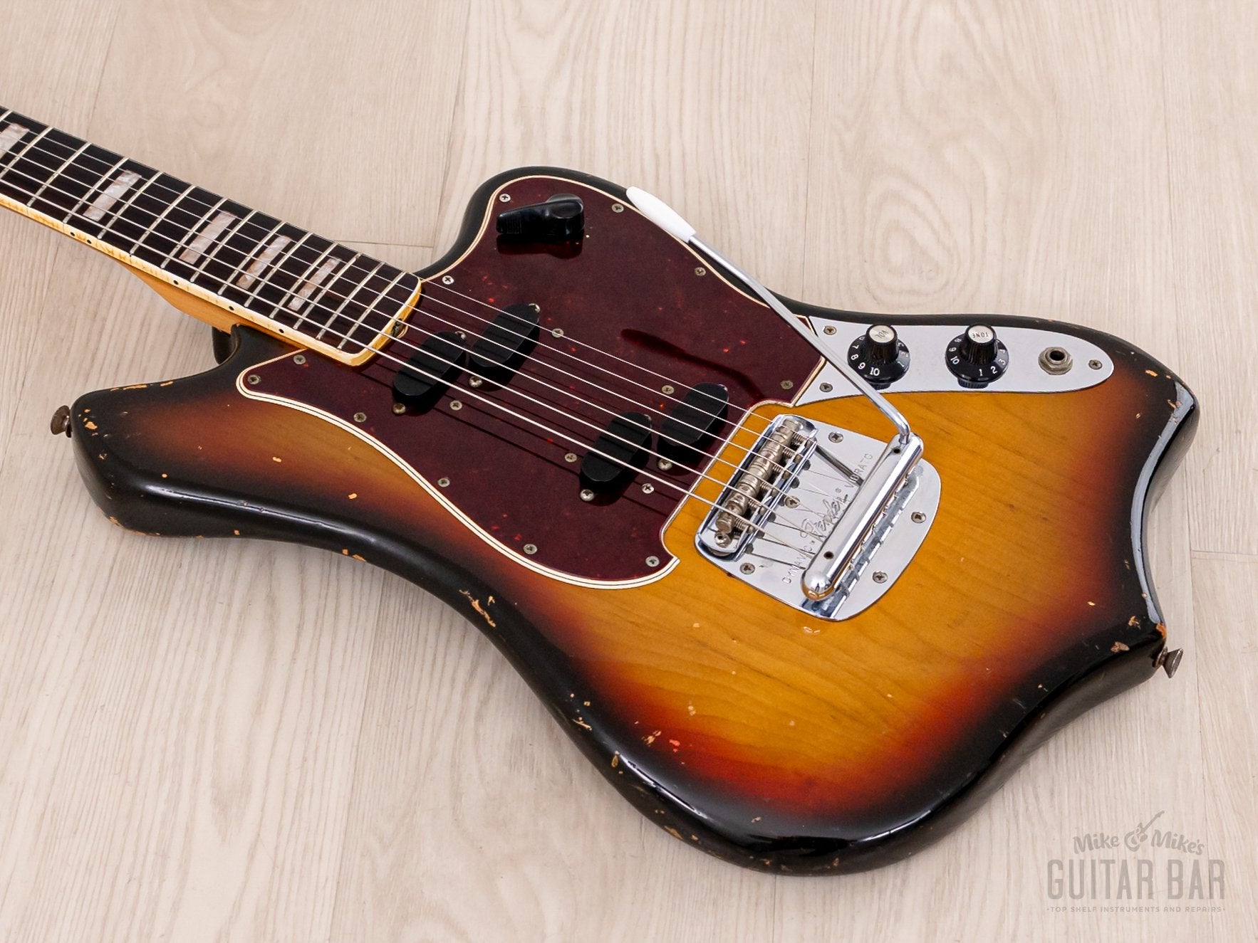 1969 Fender Custom (Maverick) Vintage Offset Electric Guitar Sunburst 100% Original w/ Case, Electric XII