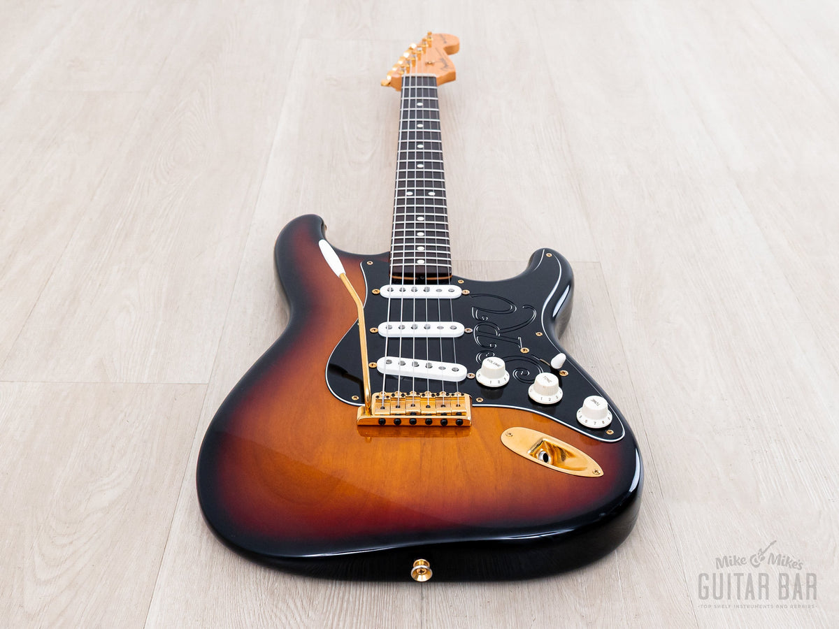 Front view from the lower bout of the SRV Stratocaster