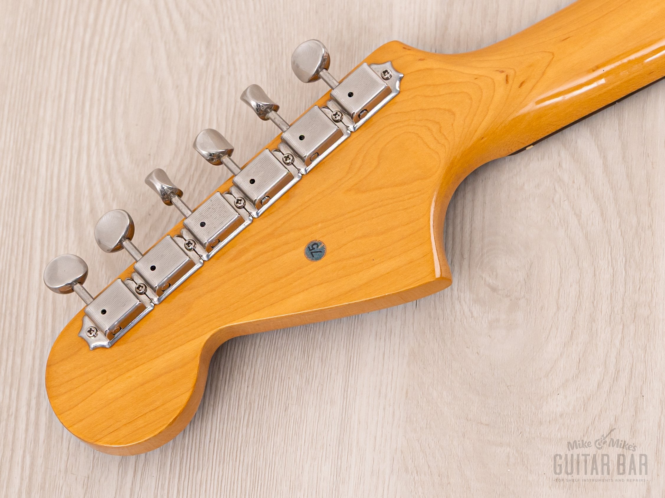 1986 Fender Jaguar '62 Vintage Reissue JG66-75 Candy Apple Red First-Year, Japan MIJ Fujigen