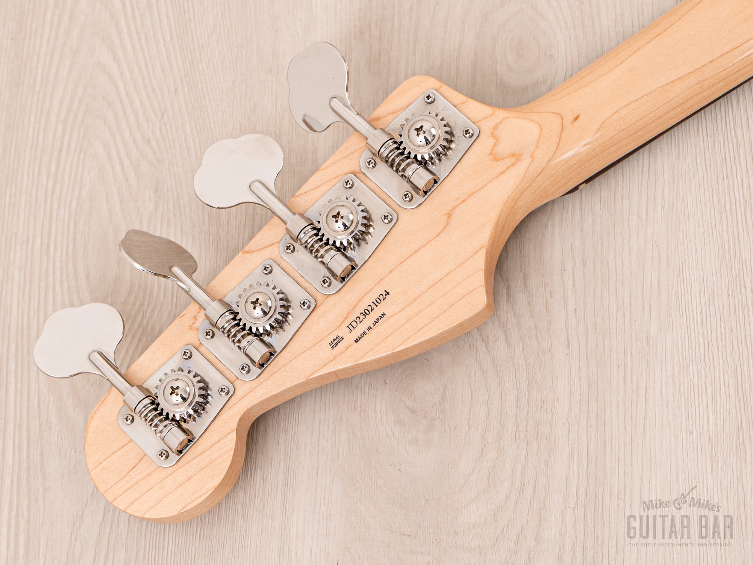 2023 Fender Traditional II 70s Precision Bass Arctic White, Japan MIJ