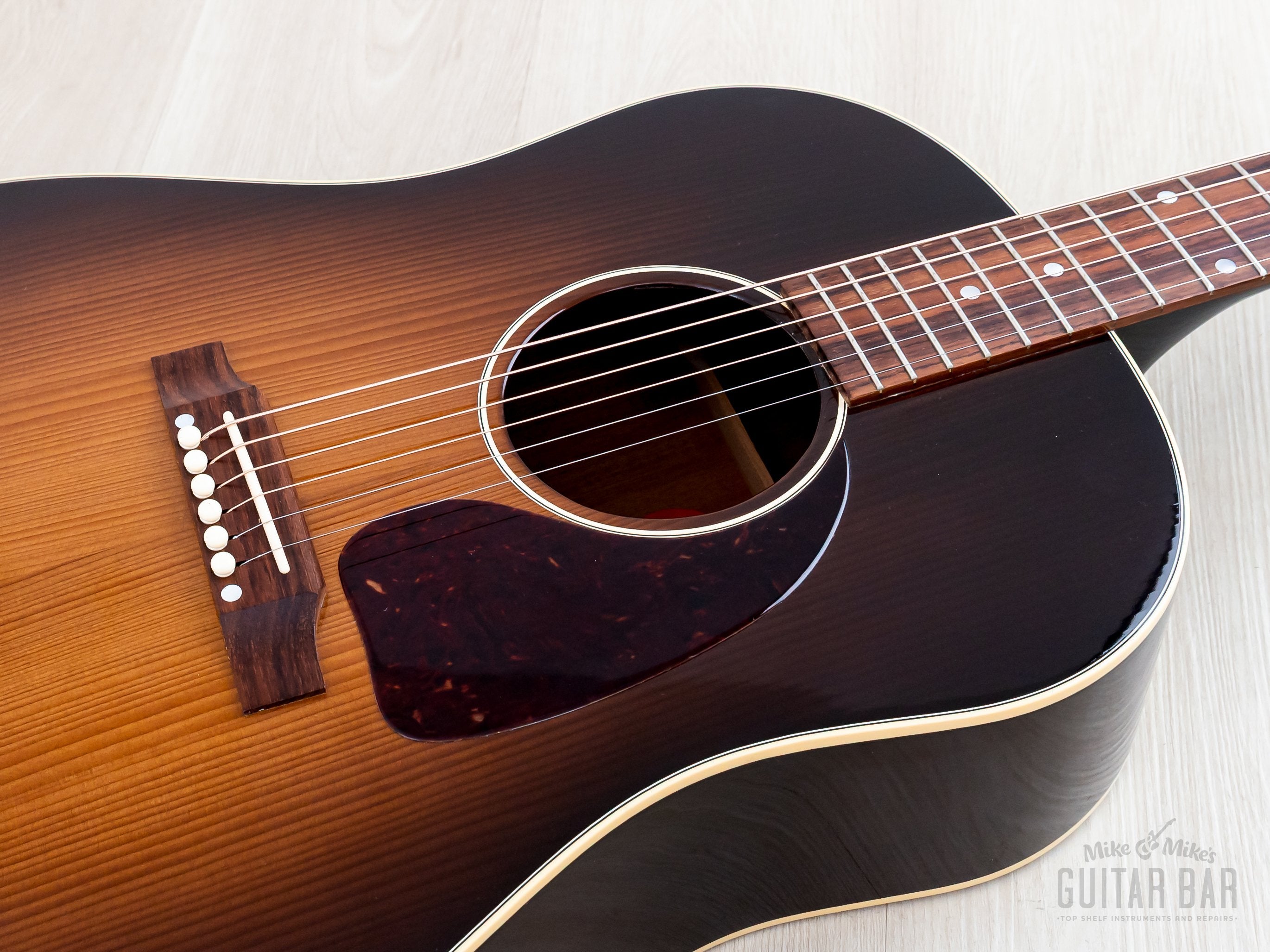 2015 Gibson Custom Shop J-45 Vintage Banner Logo Dreadnought Acoustic