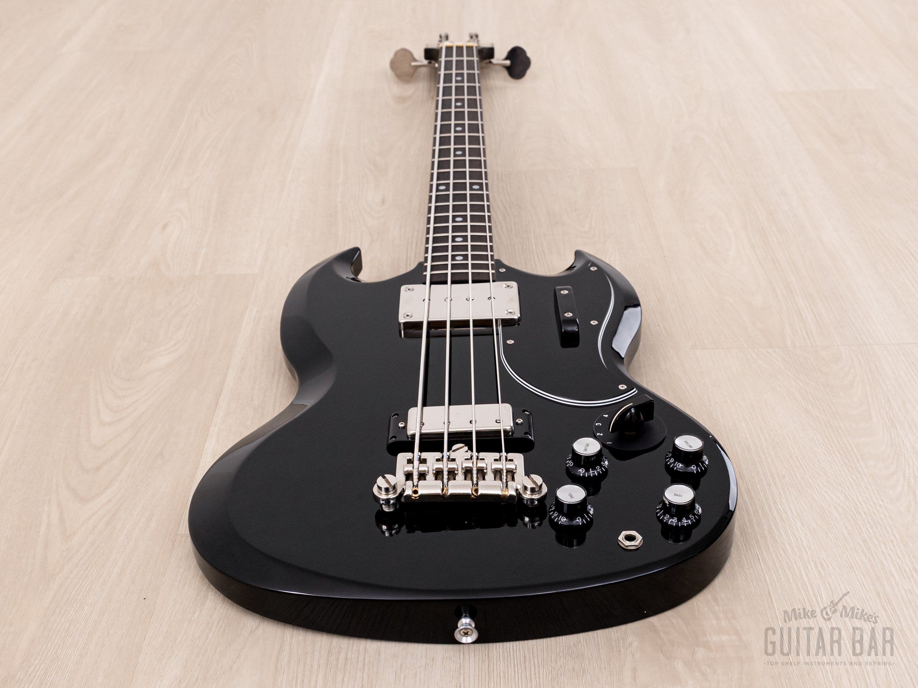 2002 Epiphone Elite EB-3 Short Scale Bass Ebony w/ Open Book Headstock, GIbson USA Pickups, Case & Hangtag, Japan