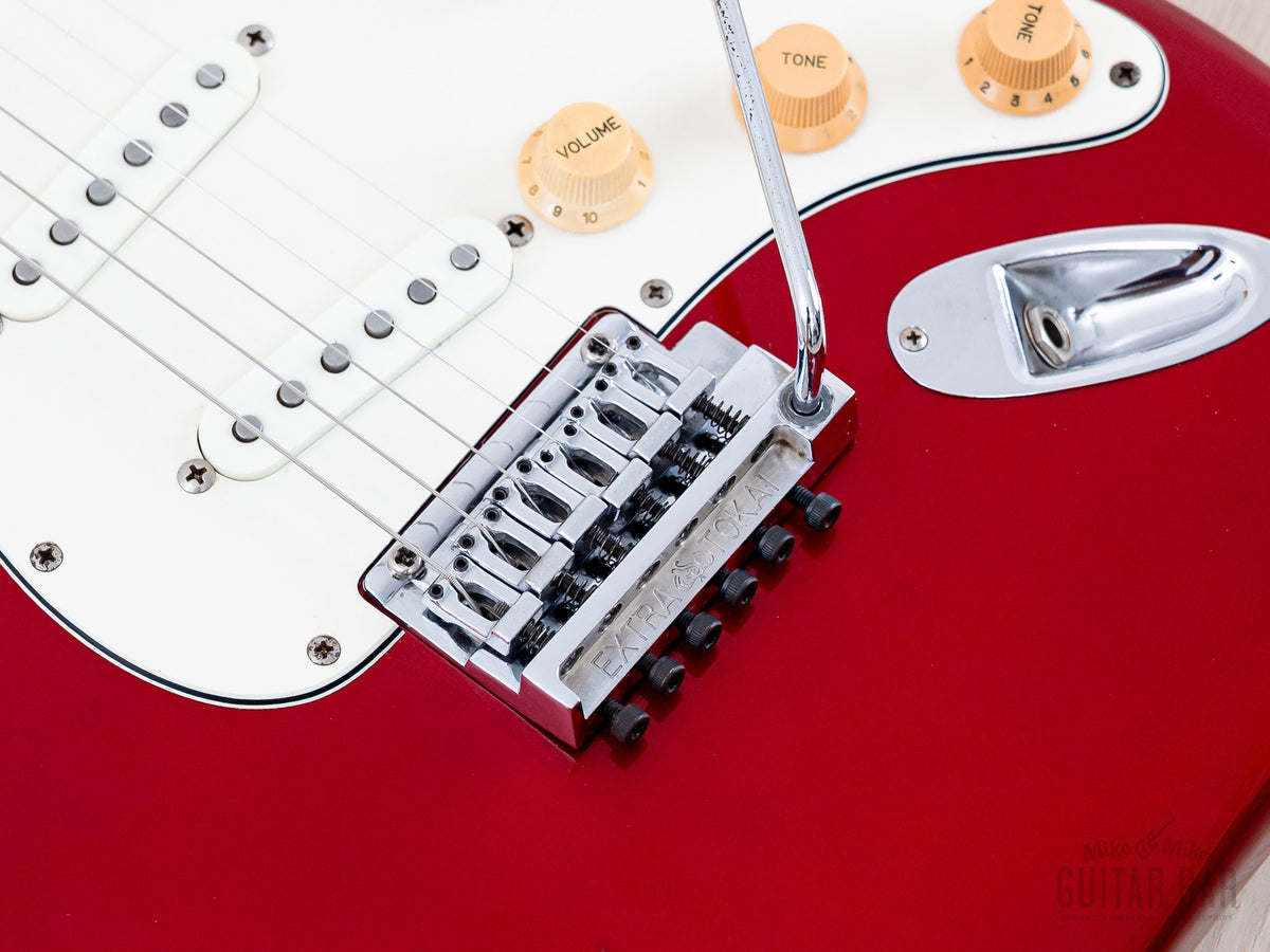 1984 Tokai Goldstar Sound TST-70 Metallic Red, bridge close-up