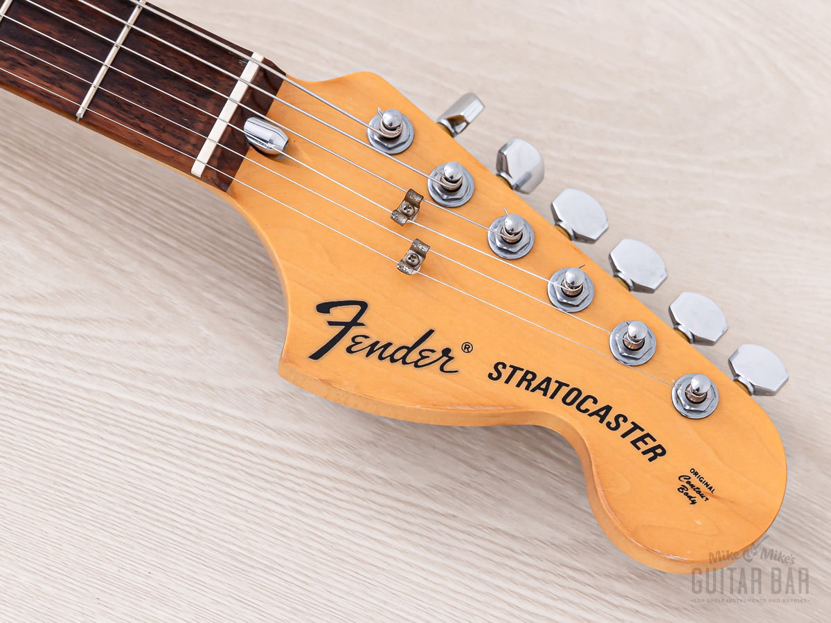 Large '70s-style headstock with Fender Stratocaster logo