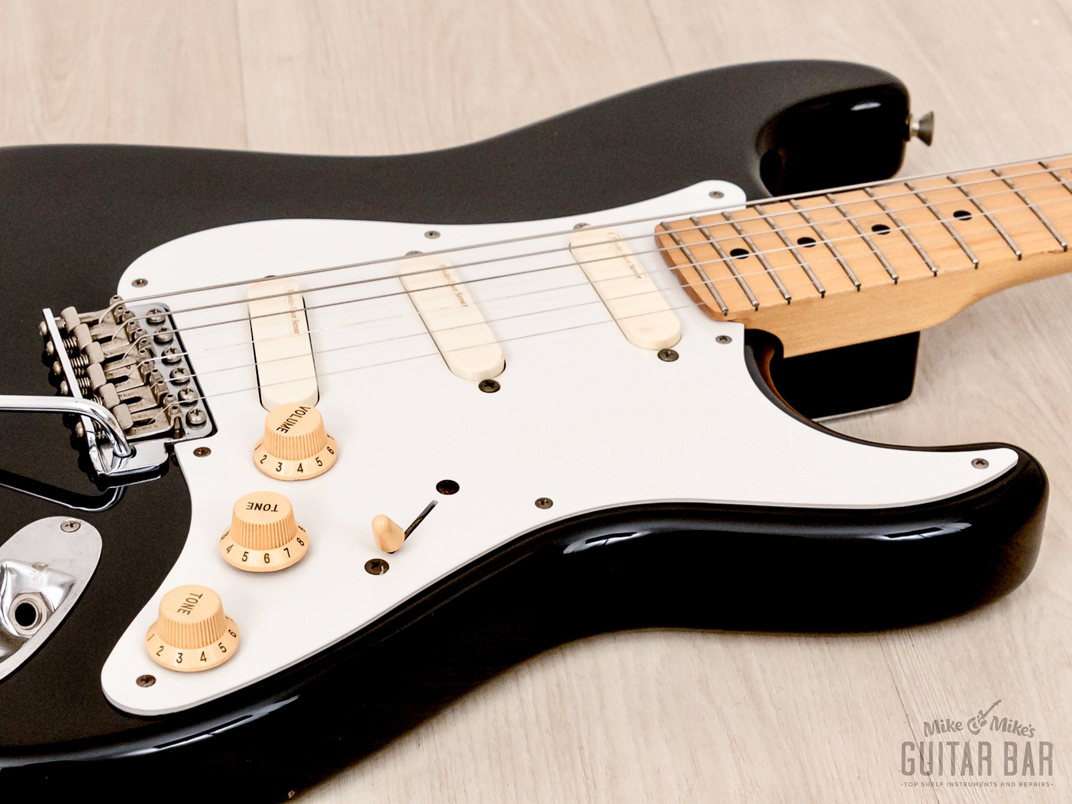 1999 Fender Stratocaster ‘54 Vintage Reissue ST54-95LS Blackie Specs w/ USA Lace Sensors, Japan CIJ