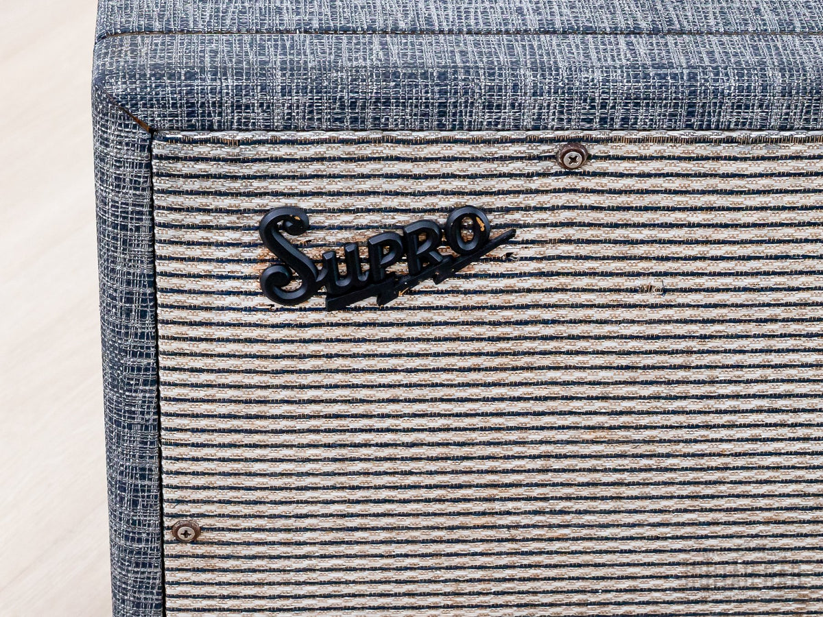 Supro Model 24 logo and grillcloth