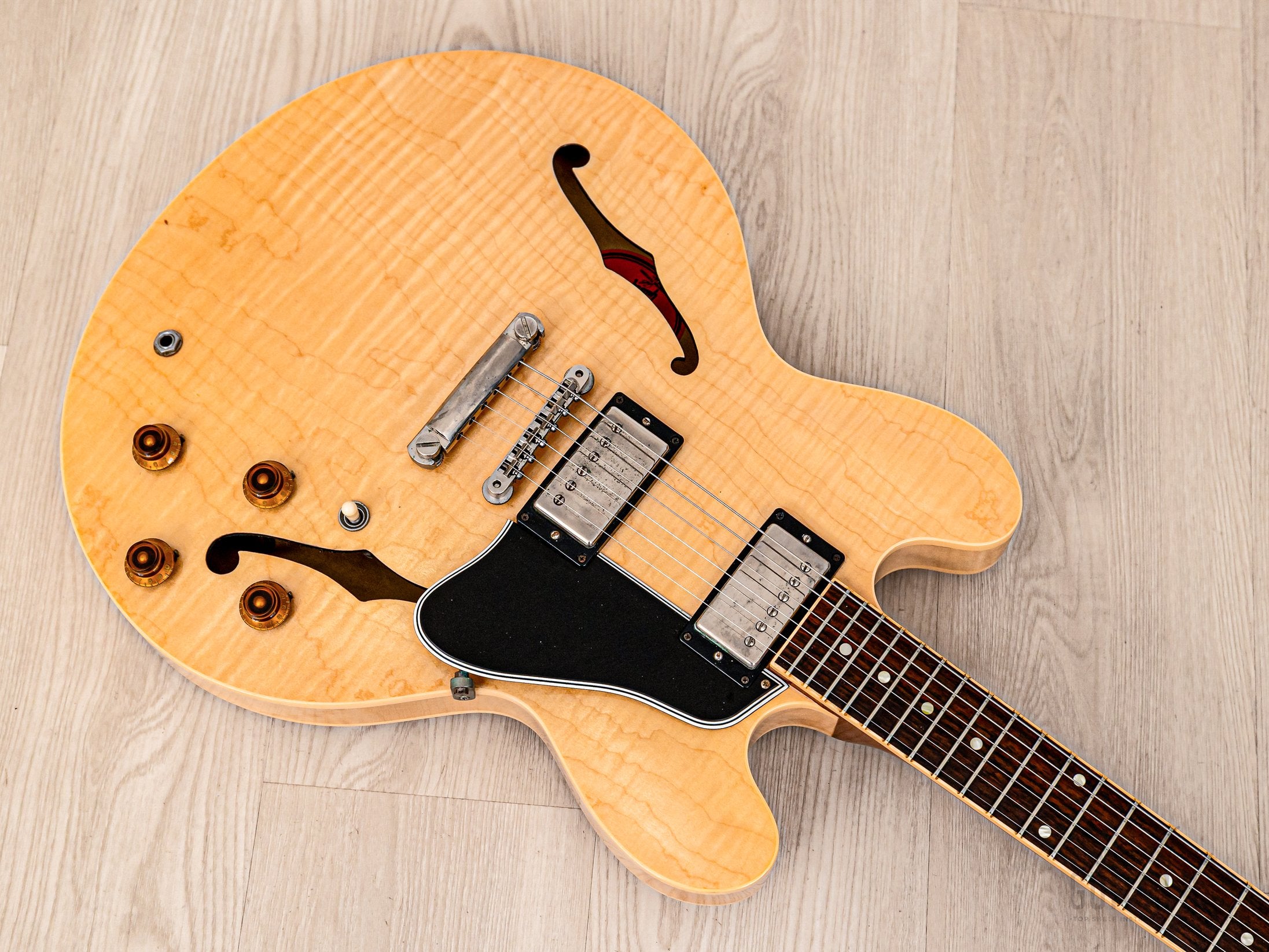 2005 Gibson Memphis ES-335 Dot Antique Natural, 100% Original & Near Mint w/ 57 Classic PAFs, Case