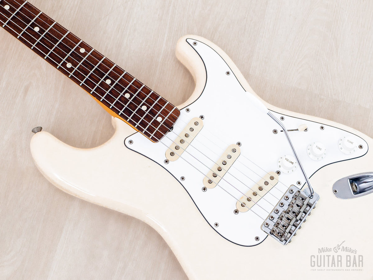 Rosewood fretboard and body angled view