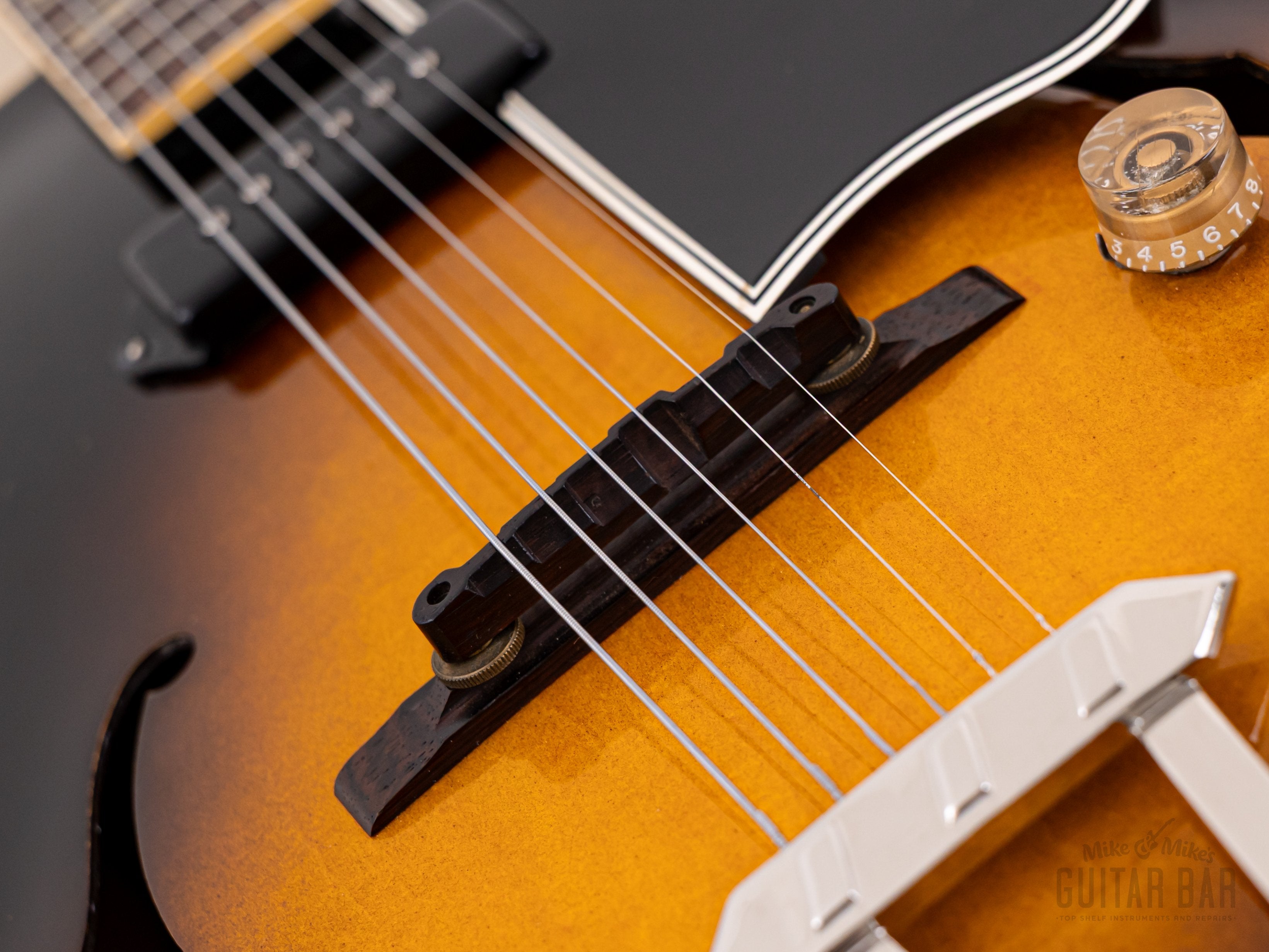 1951 Gibson ES-175 Vintage Archtop Electric Guitar, Collector-Grade w/ P-90, Case
