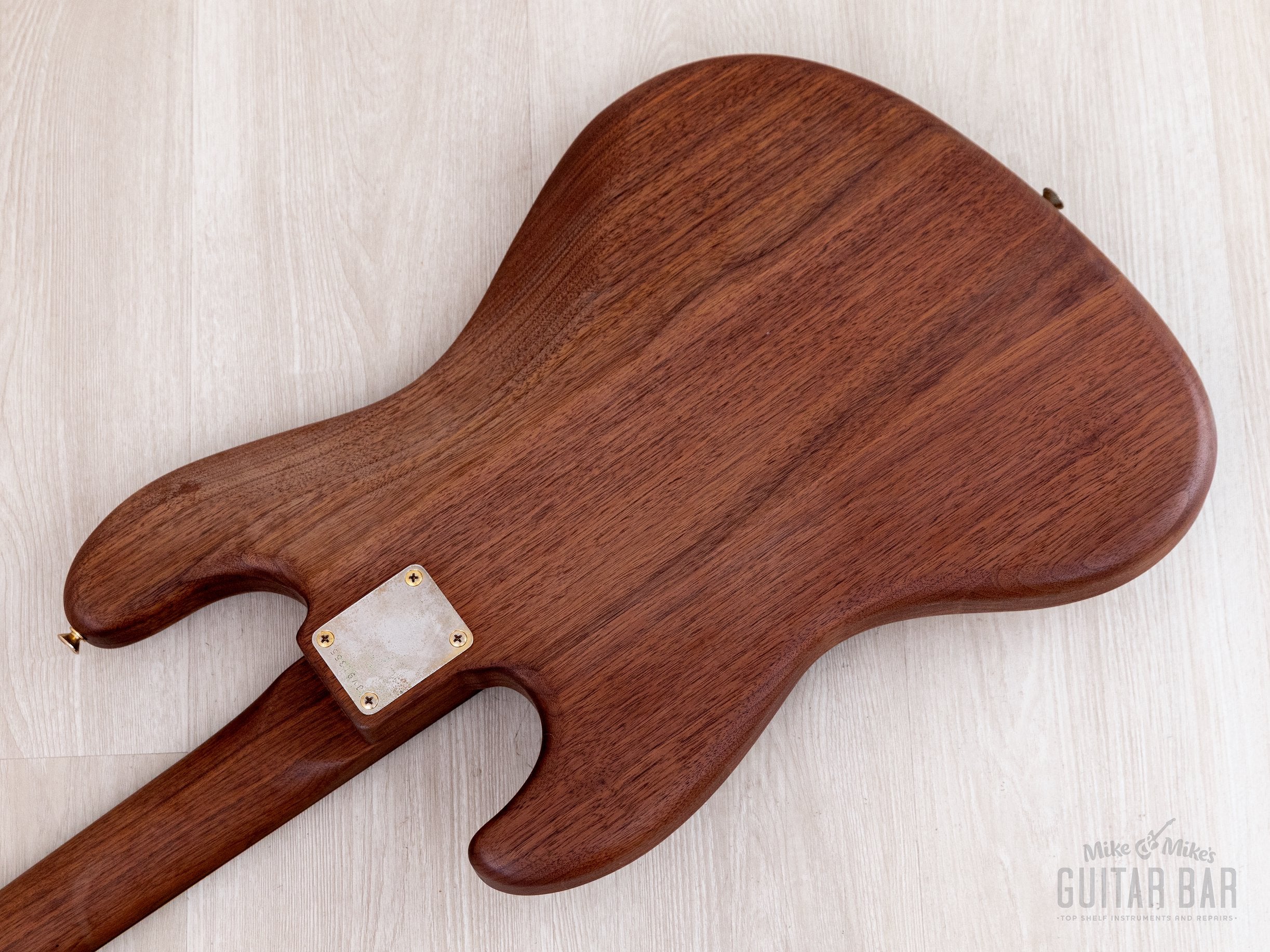 1982年Fender JV JB62-75 Jazz Bass フレットレス 1982 Fender JV Order Made Jazz Bass Walnut + Ebony w/ Gold Hardware, F