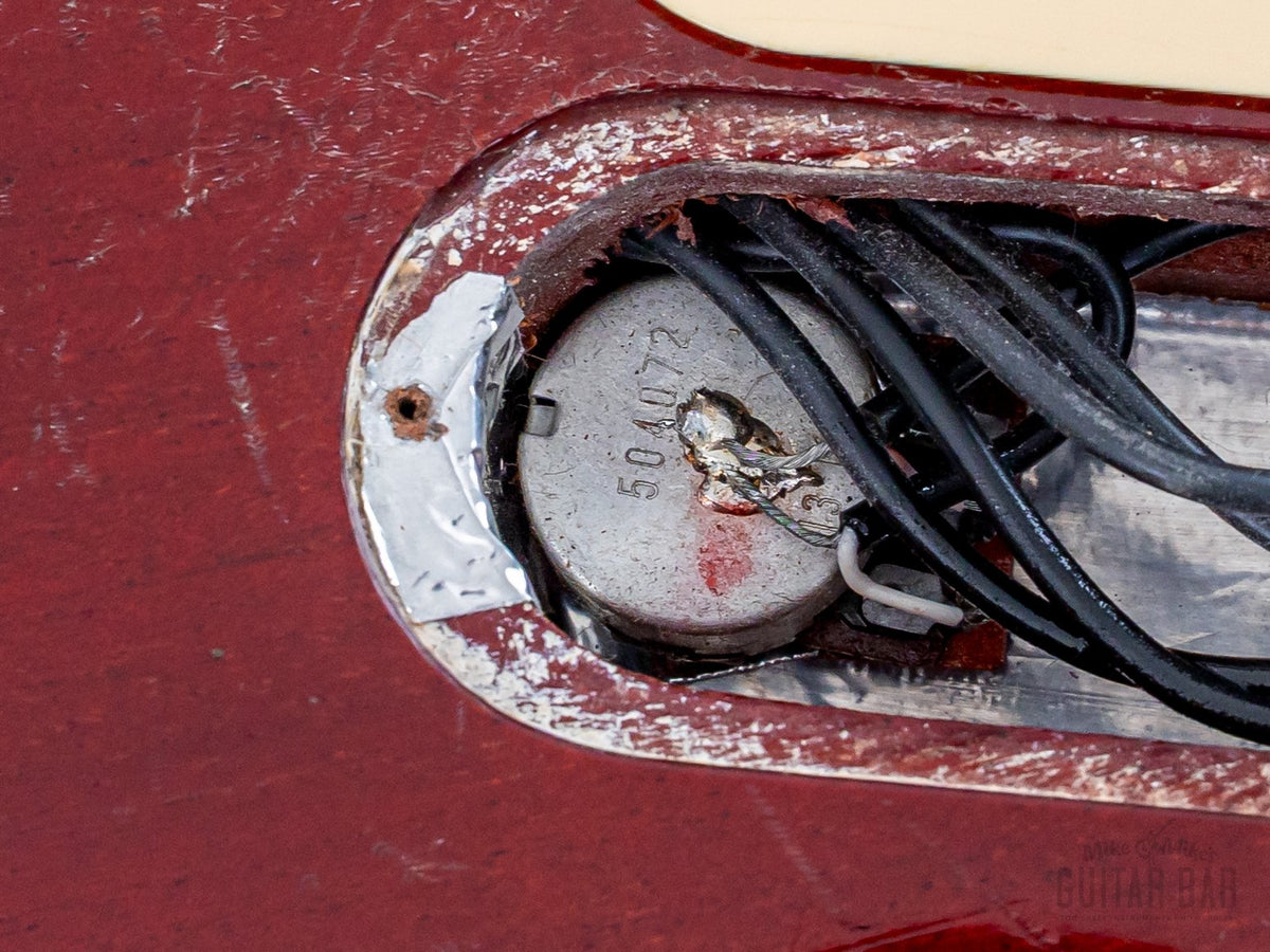 Ibanez DT400 pots and wiring close-up