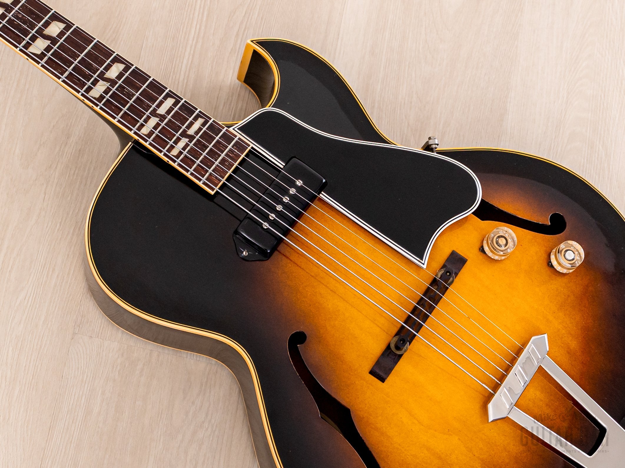 1951 Gibson ES-175 Vintage Archtop Electric Guitar, Collector-Grade w/ P-90, Case
