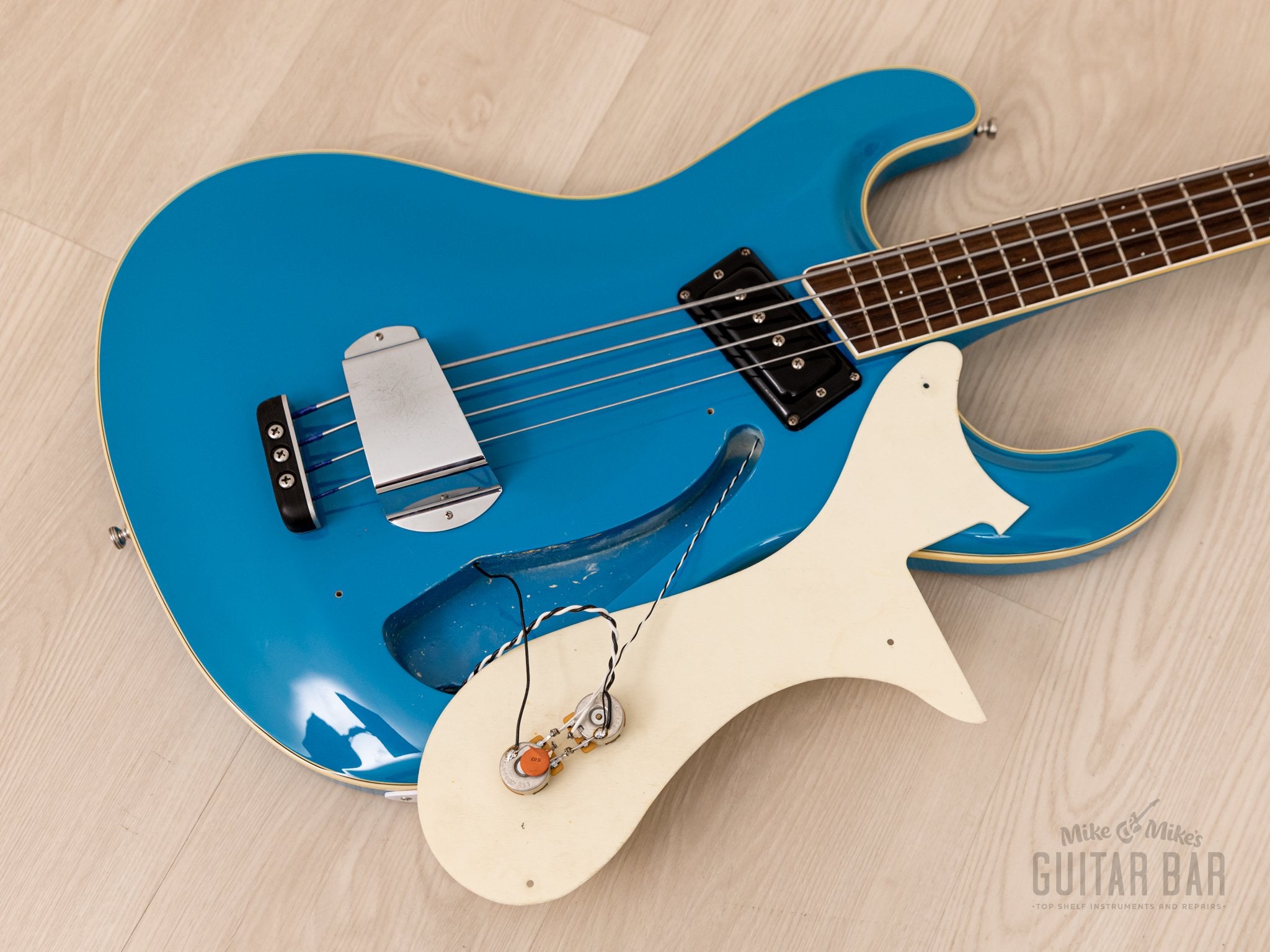 2006 Mosrite USA Custom Shop Ventures Model 1963 Vintage Reissue Bass California Blue w/ Case, COA