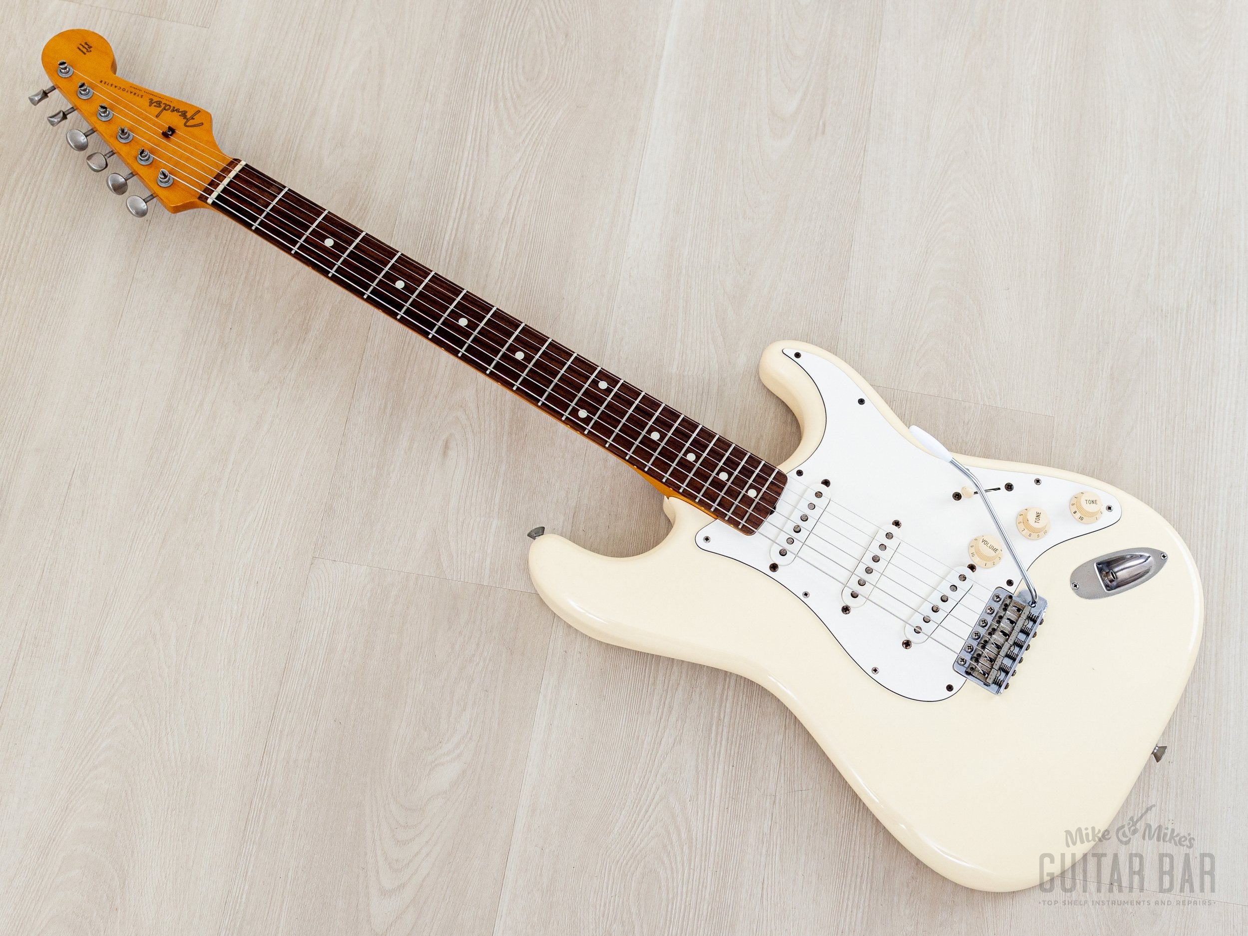 Fender Stratocaster ギター 白 Fender '62 Stratocaster - ホワイト / スラブローズ - ハイパー