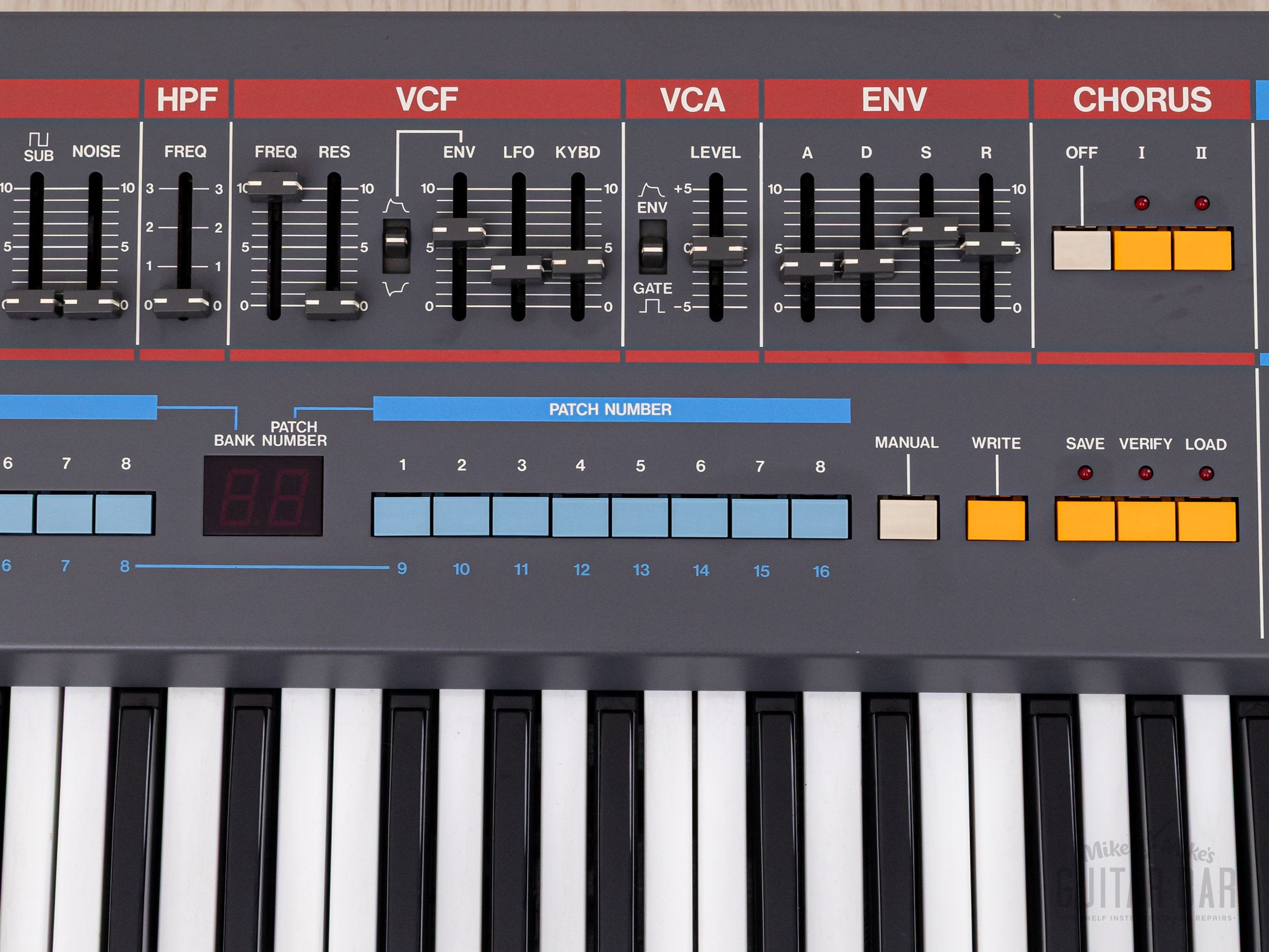 1985 Roland Juno-106 Vintage Analog Synthesizer Near-Mint, Serviced 120v