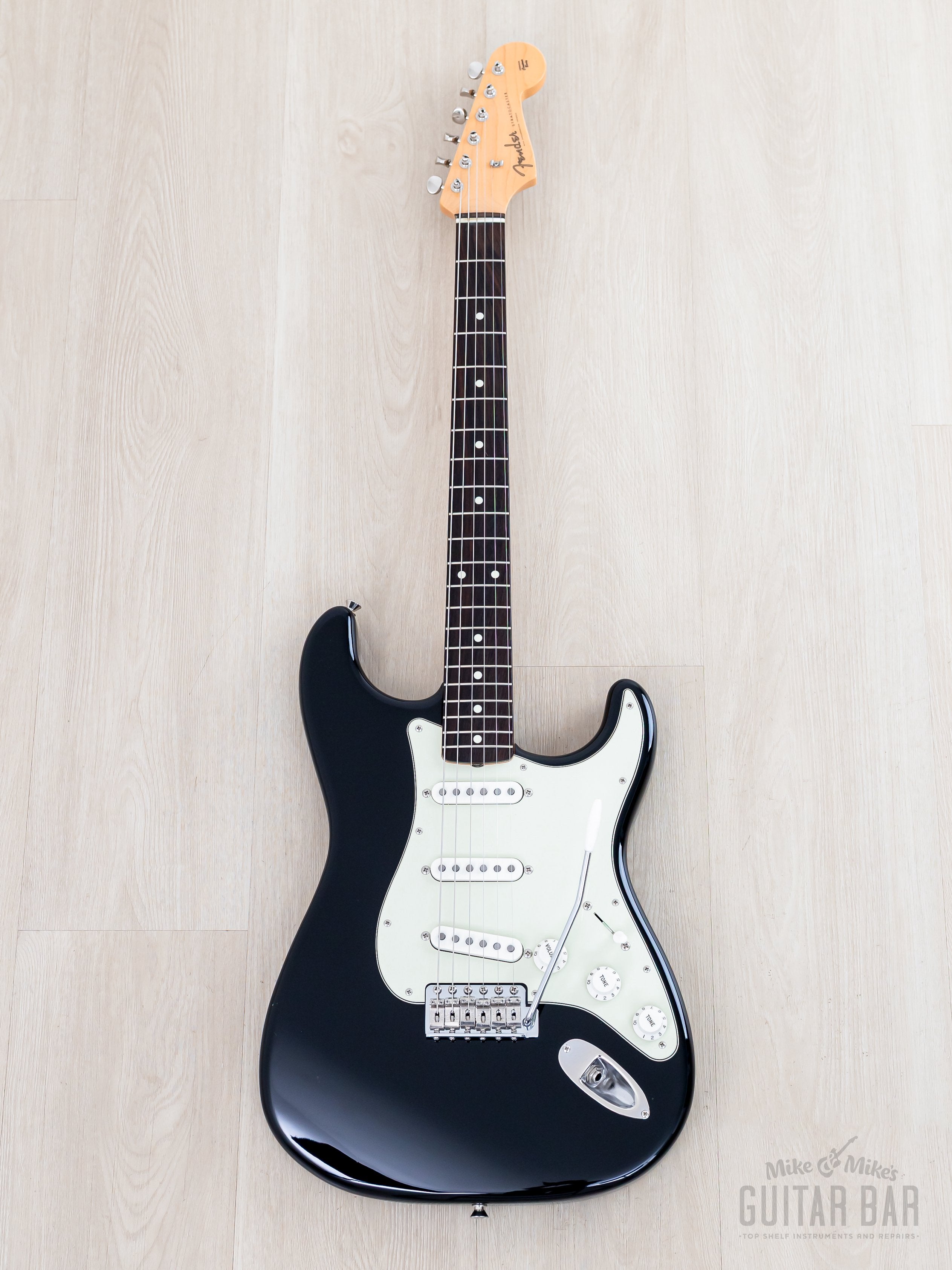 2022 Fender Traditional II '60s Stratocaster Black, Japan MIJ