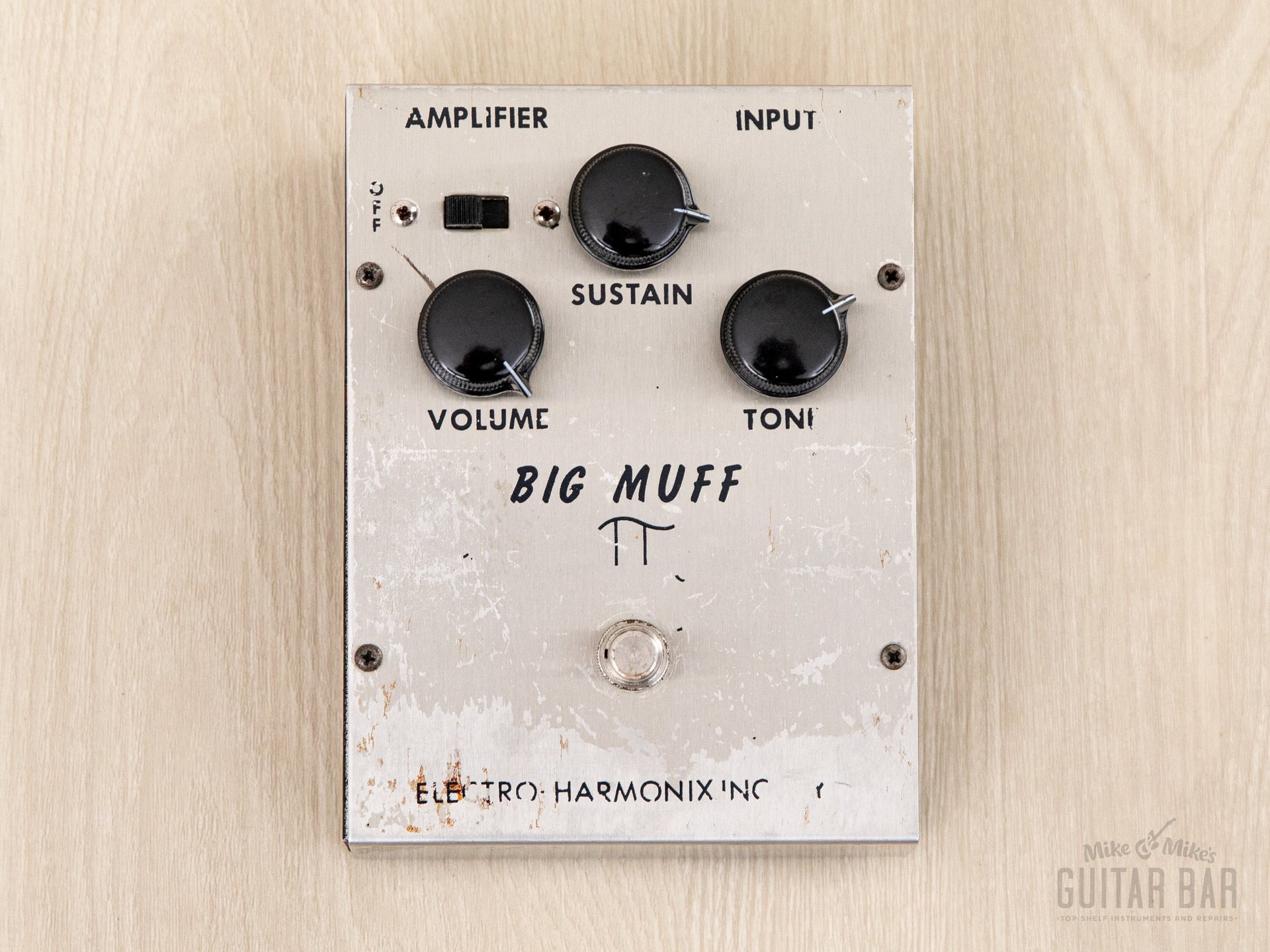 big muff pedal vintage 1972 Electro Harmonix Big Muff Triangle V1 Vintage Fuzz Guitar Effects Pedal, Fairchild FS3699 Transistors