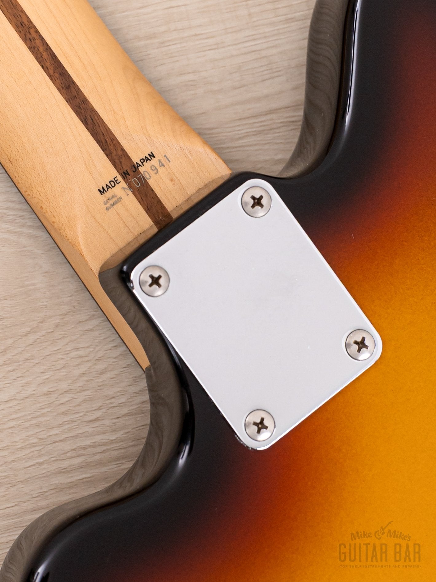 1996 Fender JM-Champ Jazzmaster Mini Guitar Sunburst w/ Built-In Speaker, Japan MIJ