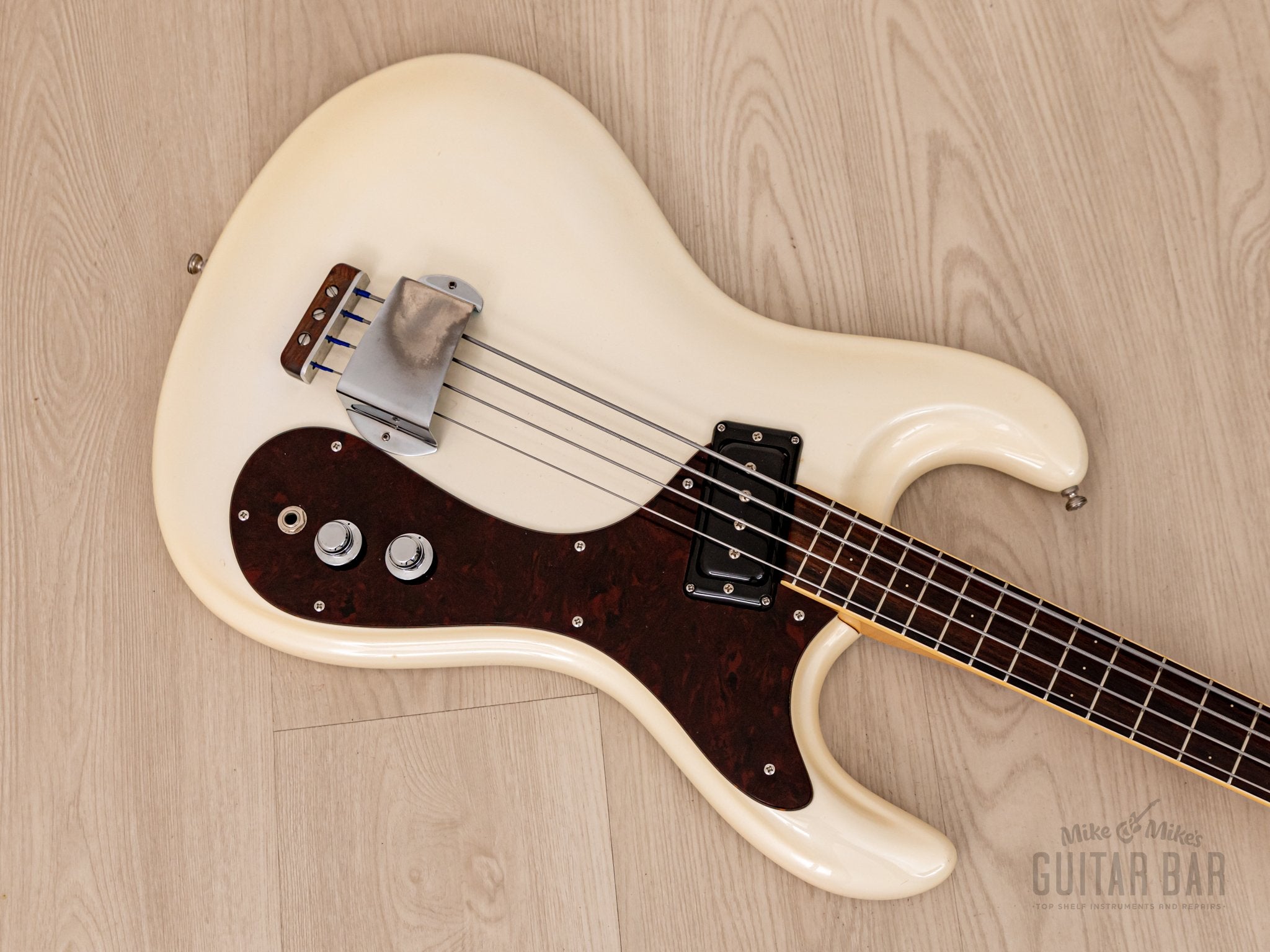 2000s Mosrite USA Ventues Model Bass V-65 Vintage Reissue Pearl White w/ Case, Fillmore Japan