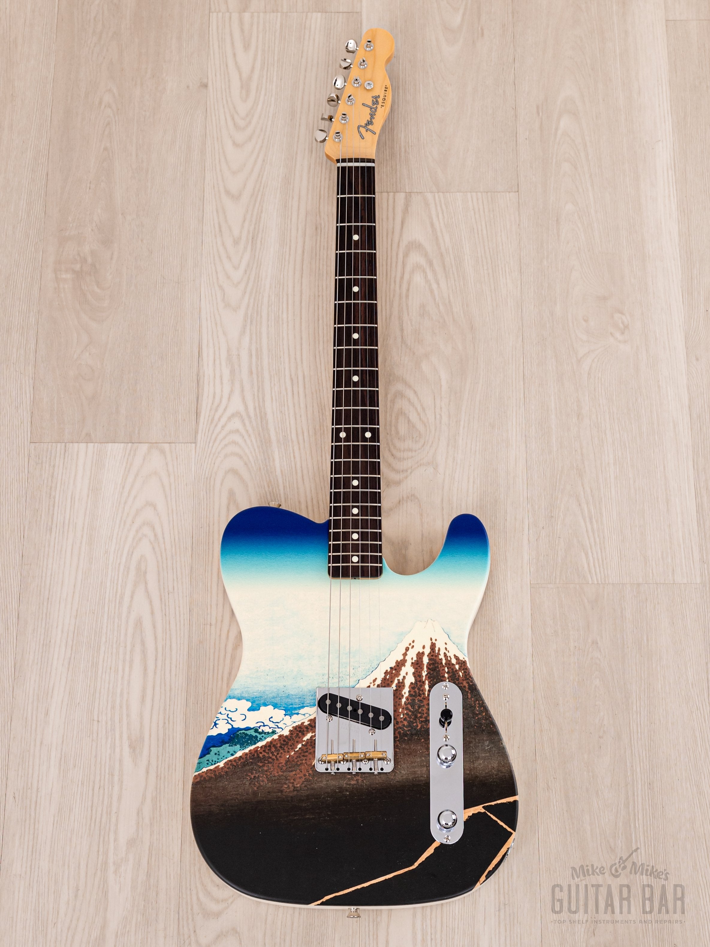 2024 Fender Japan Art Canvas Esquire Katsushika Hokusai Fuji, Mint w/