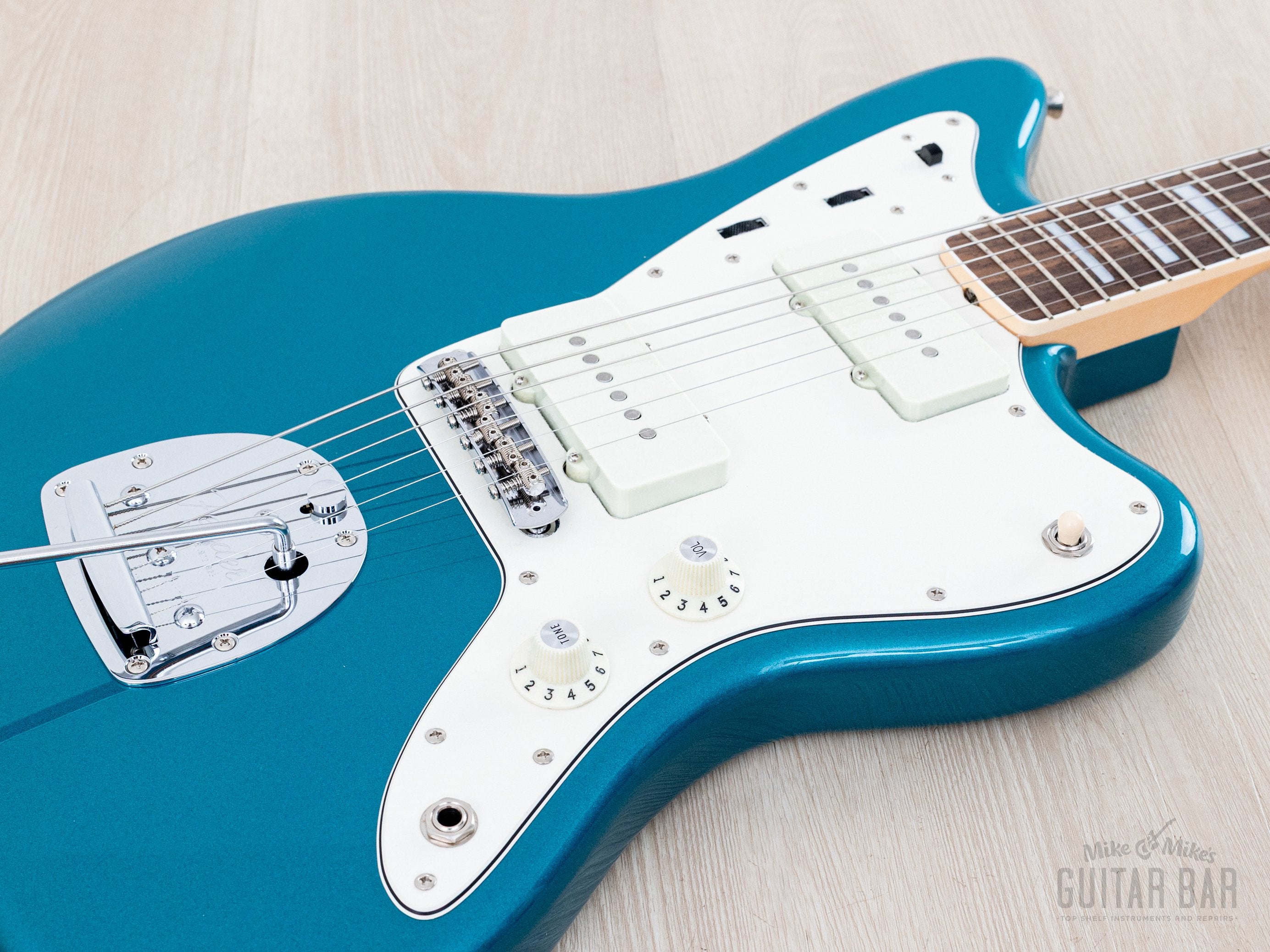 2025 Fender Traditional II Late '60s Jazzmaster Ocean Turquoise + Head