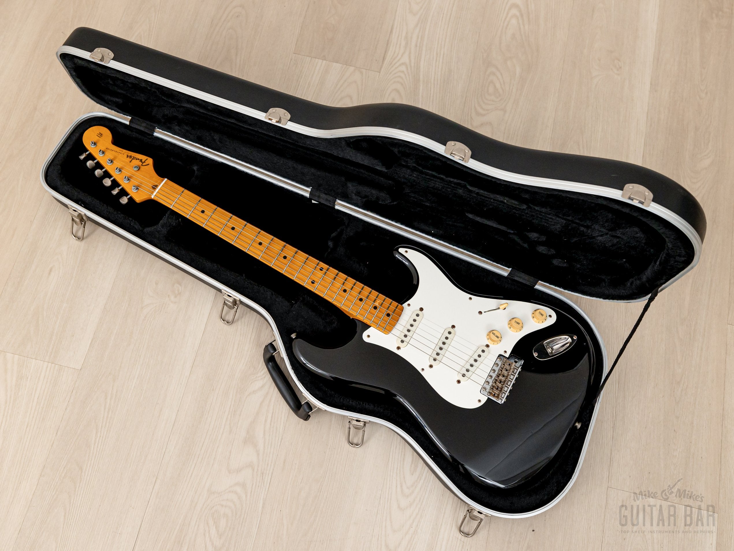 1989 Fender Stratocaster ‘54 Vintage Reissue ST54-55 Black w/ Case, Japan MIJ Fujigen