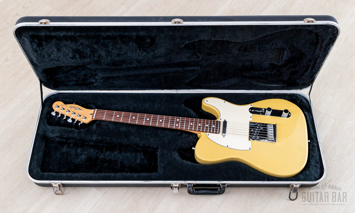 1988 Fender American Standard Telecaster Vintage White, guitar in open hardshell case