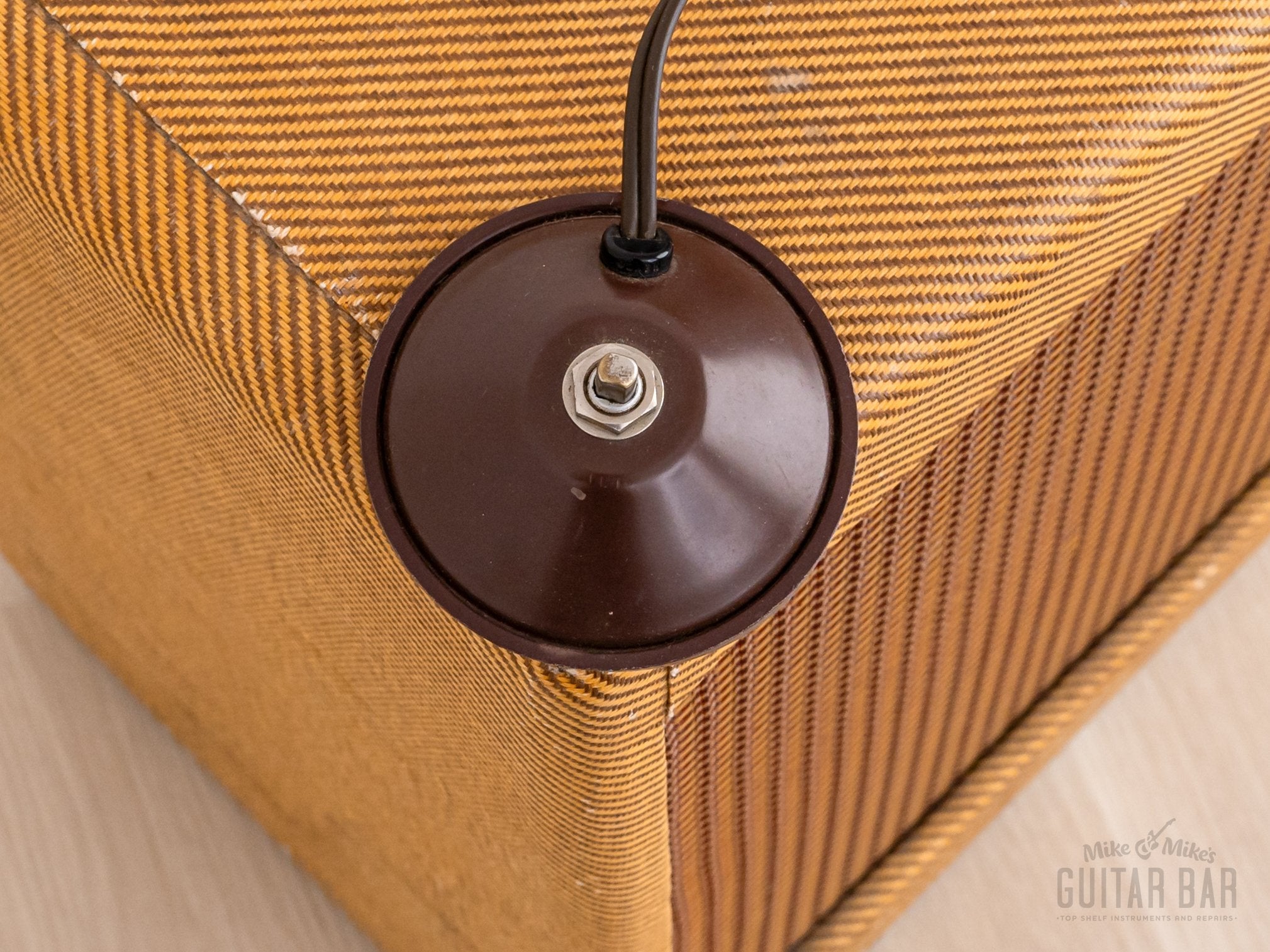 1959 Fender Vibrolux Tweed 5F11 Vintage Tube Guitar Amp w/ Jensen P10R, Cover & Ftsw